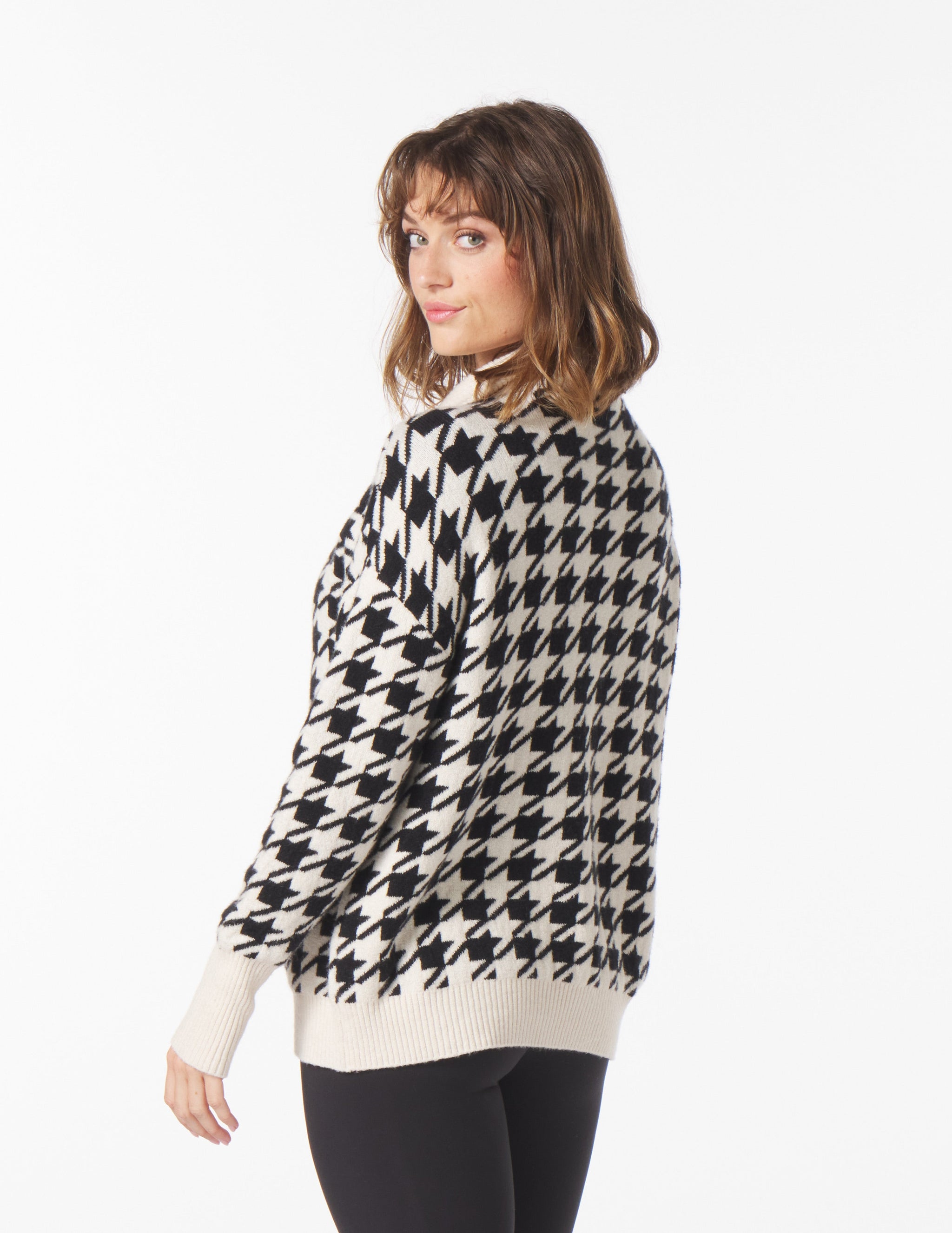 Elevated 1/4 Zip: Black/Oatmilk Houndstooth Elevated 1/4 Zip: Black/Oatmilk Houndstooth