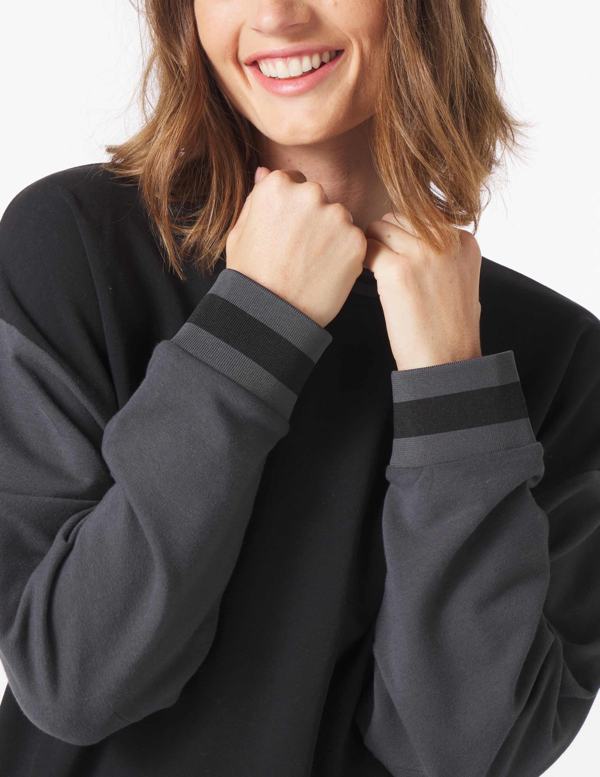 Varsity Crew: Black/Carbon Varsity Crew: Black/Carbon