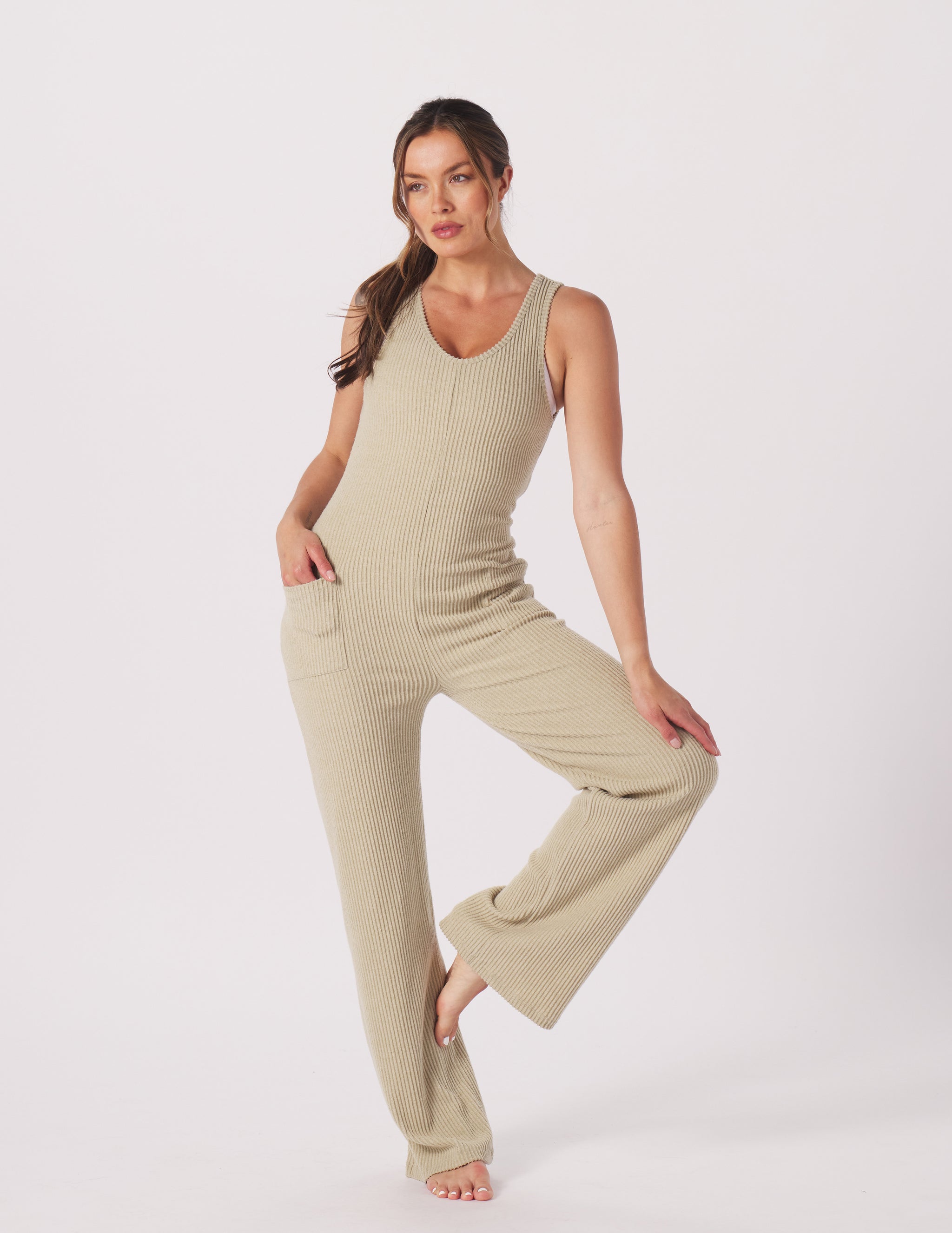 Comfort Jumpsuit: Linen Comfort Jumpsuit: Linen