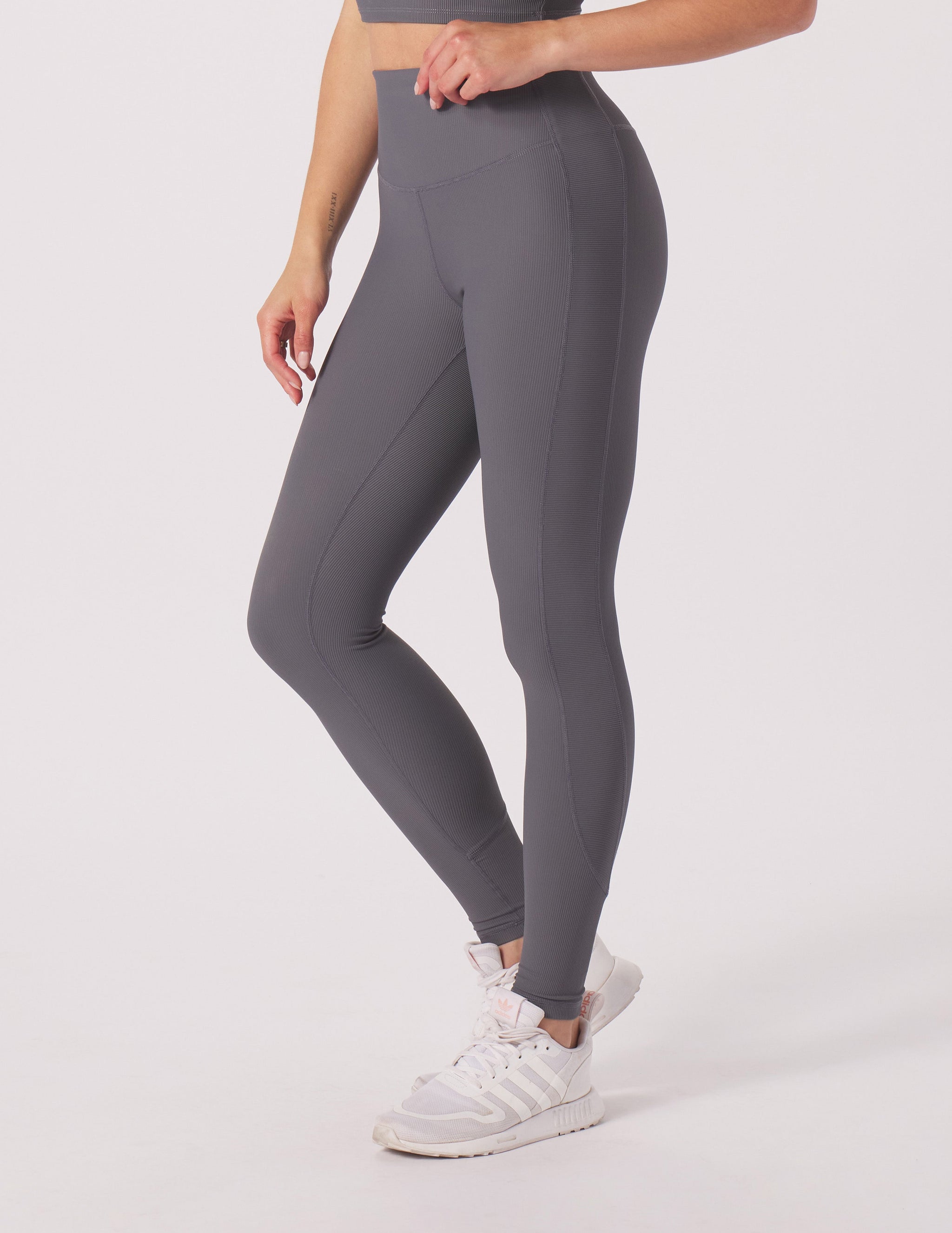 Directional Legging: Carbon Directional Legging: Carbon