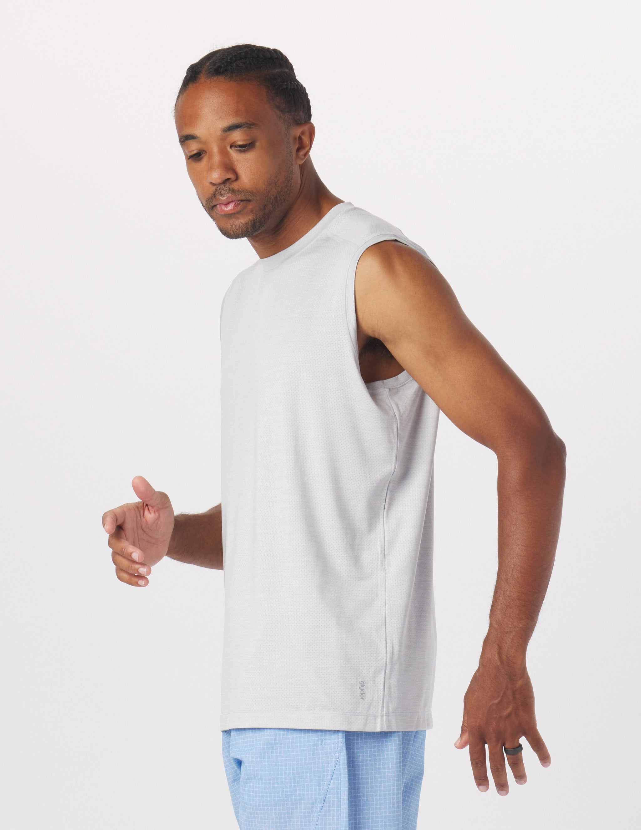 Motivator Sleeveless Tee: Ash Grey Motivator Sleeveless Tee: Ash Grey