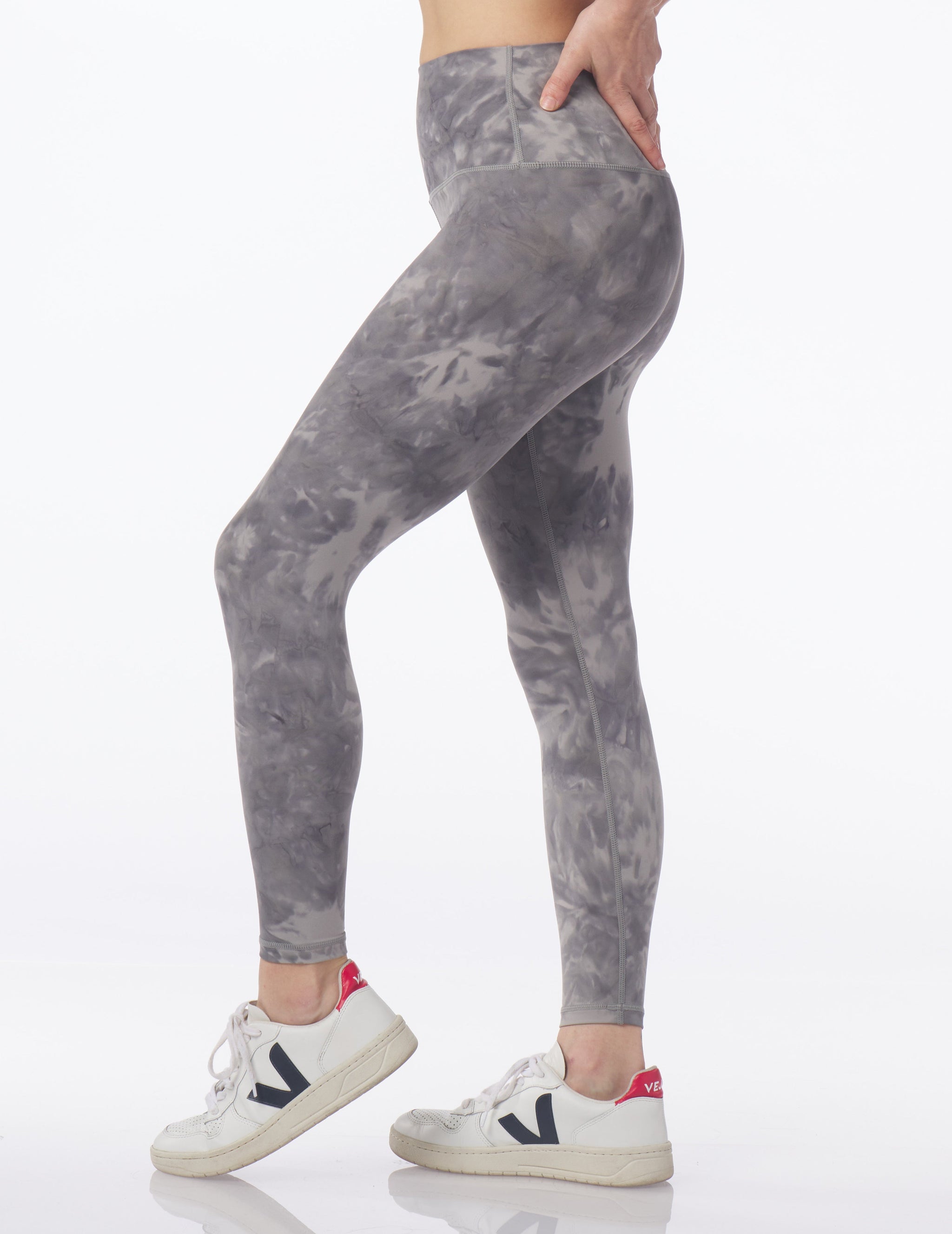 High Waist Pure 7/8 Legging: Silver Fog Stone Dye High Waist Pure 7/8 Legging: Silver Fog Stone Dye