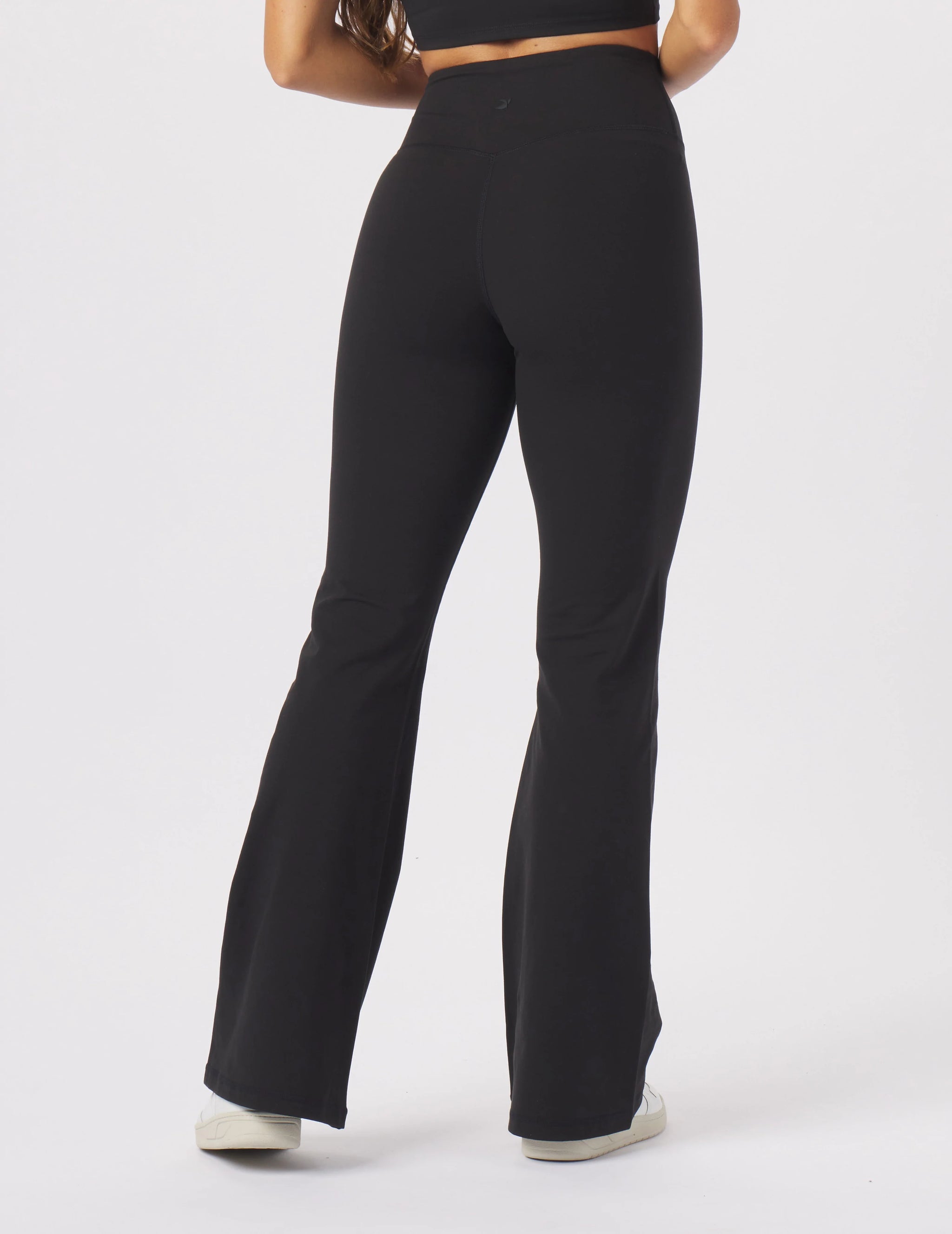 Sultry Flare: Black Sultry Flare: Black