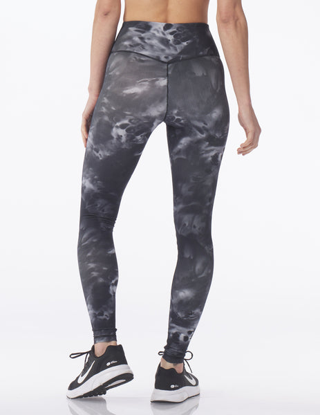 LAVA ヨガレギンス　PERFECT FORM LEGGINGS plus L SultryLeggingBlackLavaDye3_gra