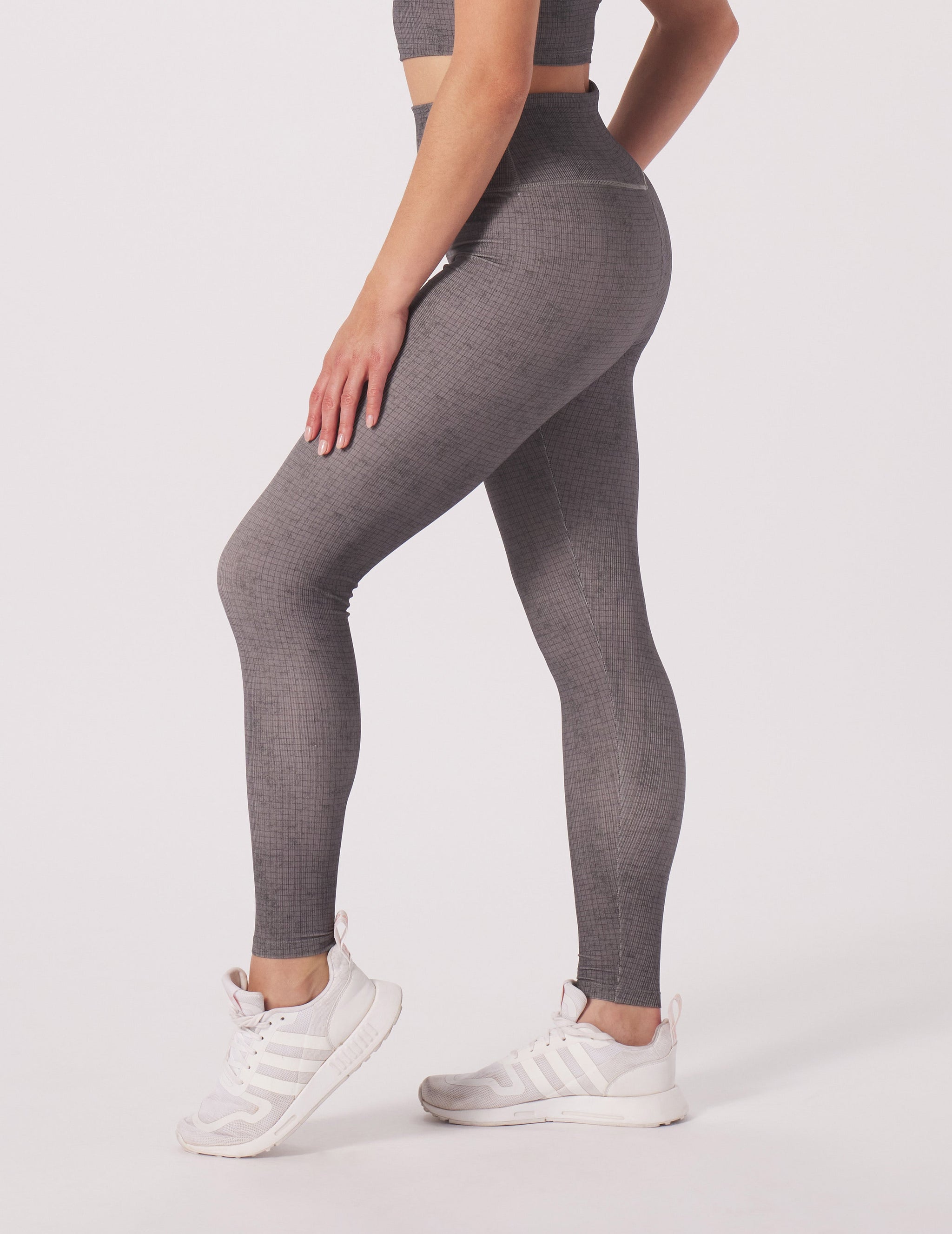 Sultry Legging: Carbon Window Pane Sultry Legging: Carbon Window Pane