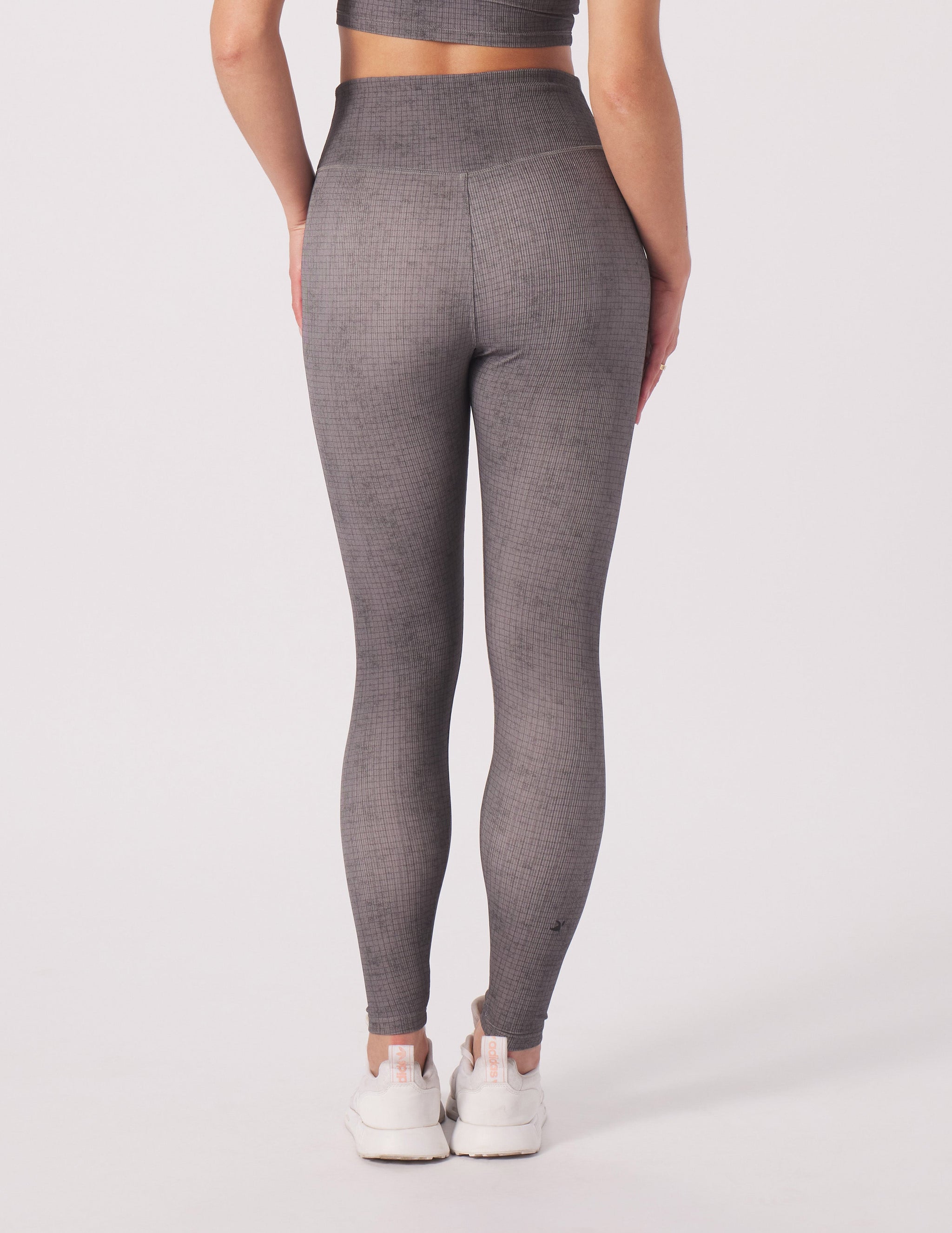 Sultry Legging: Carbon Window Pane Sultry Legging: Carbon Window Pane