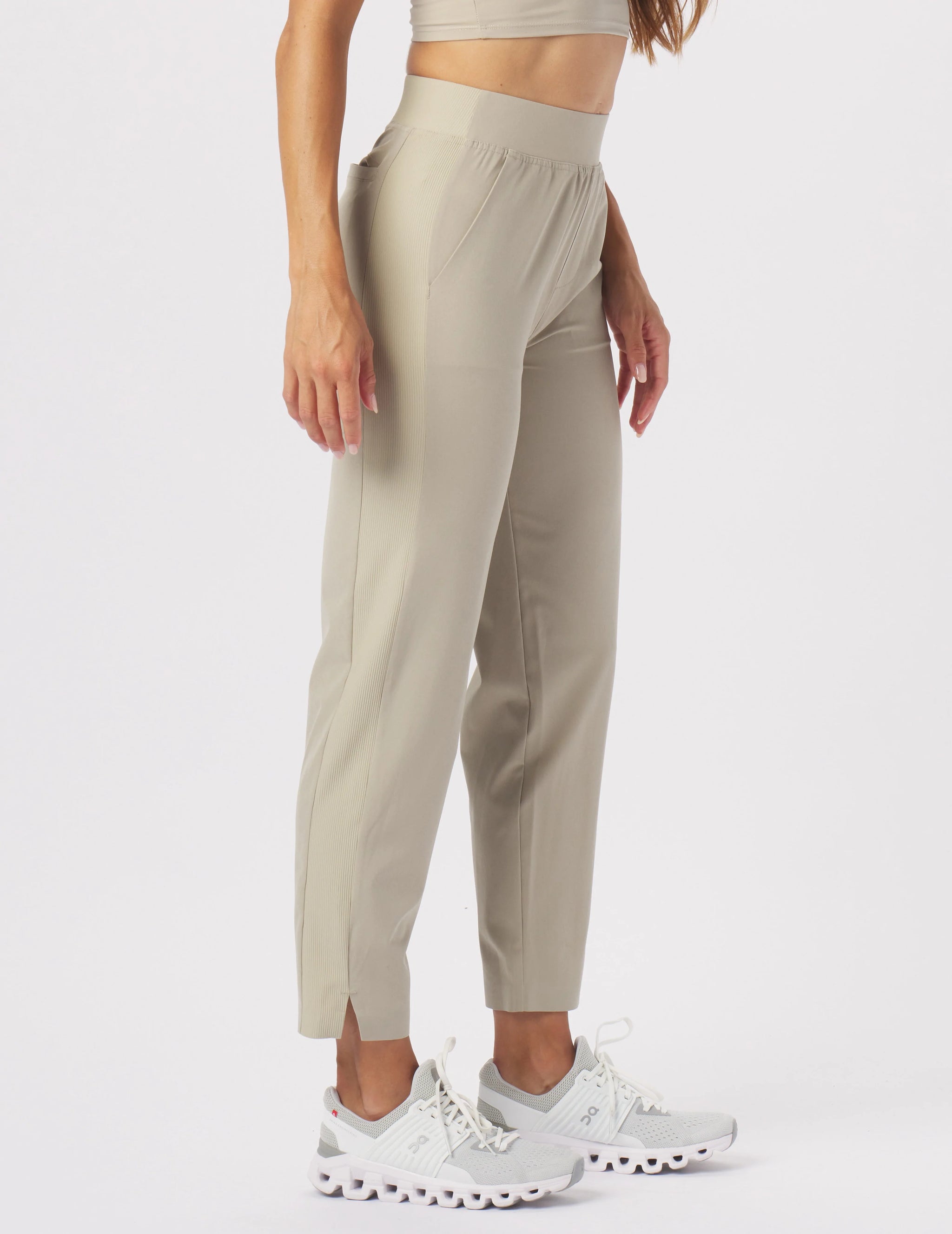 Balanced Life 7/8 Trouser: Linen Balanced Life 7/8 Trouser: Linen