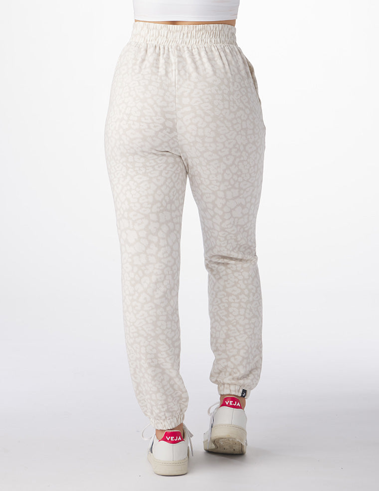 Powder Jogger: Oatmilk White Leopard Powder Jogger: Oatmilk White Leopard