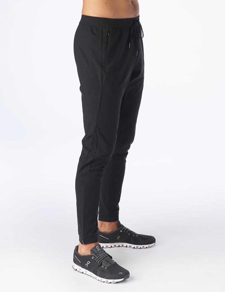 Turf Jogger: Black Turf Jogger: Black