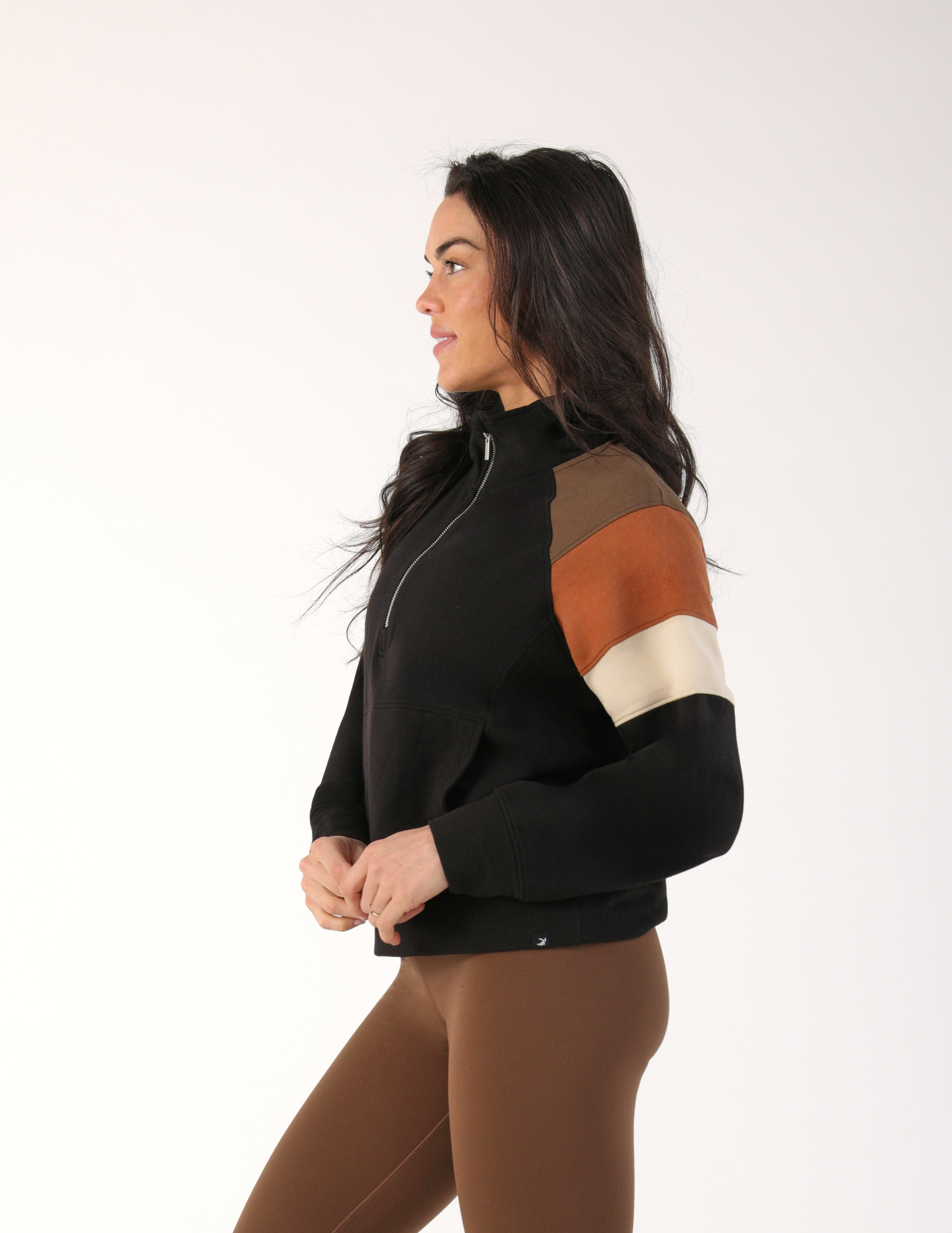 Daily Scuba 1/4 Zip: Black Color Block