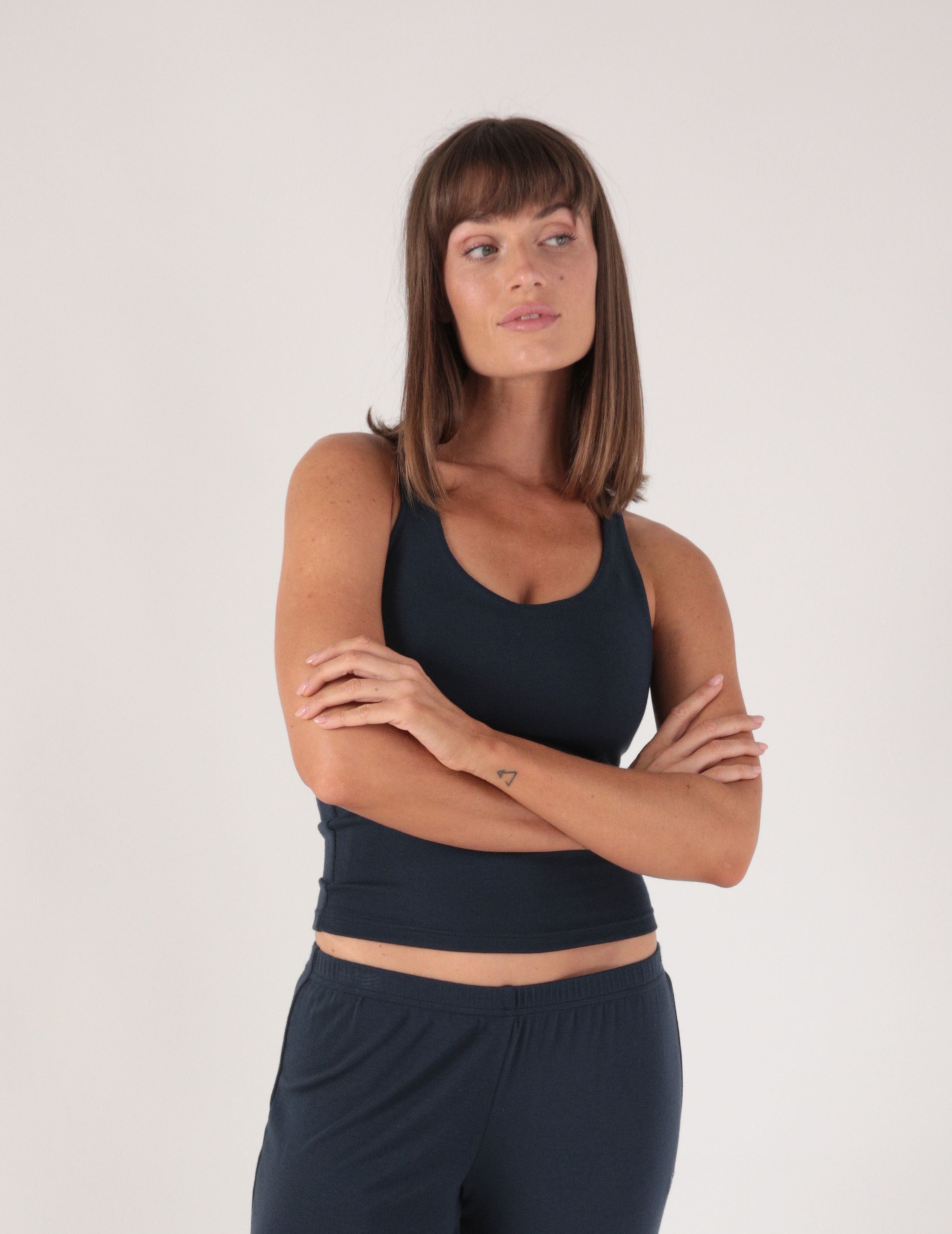 Gentle Embrace Skimmer Tank: Navy