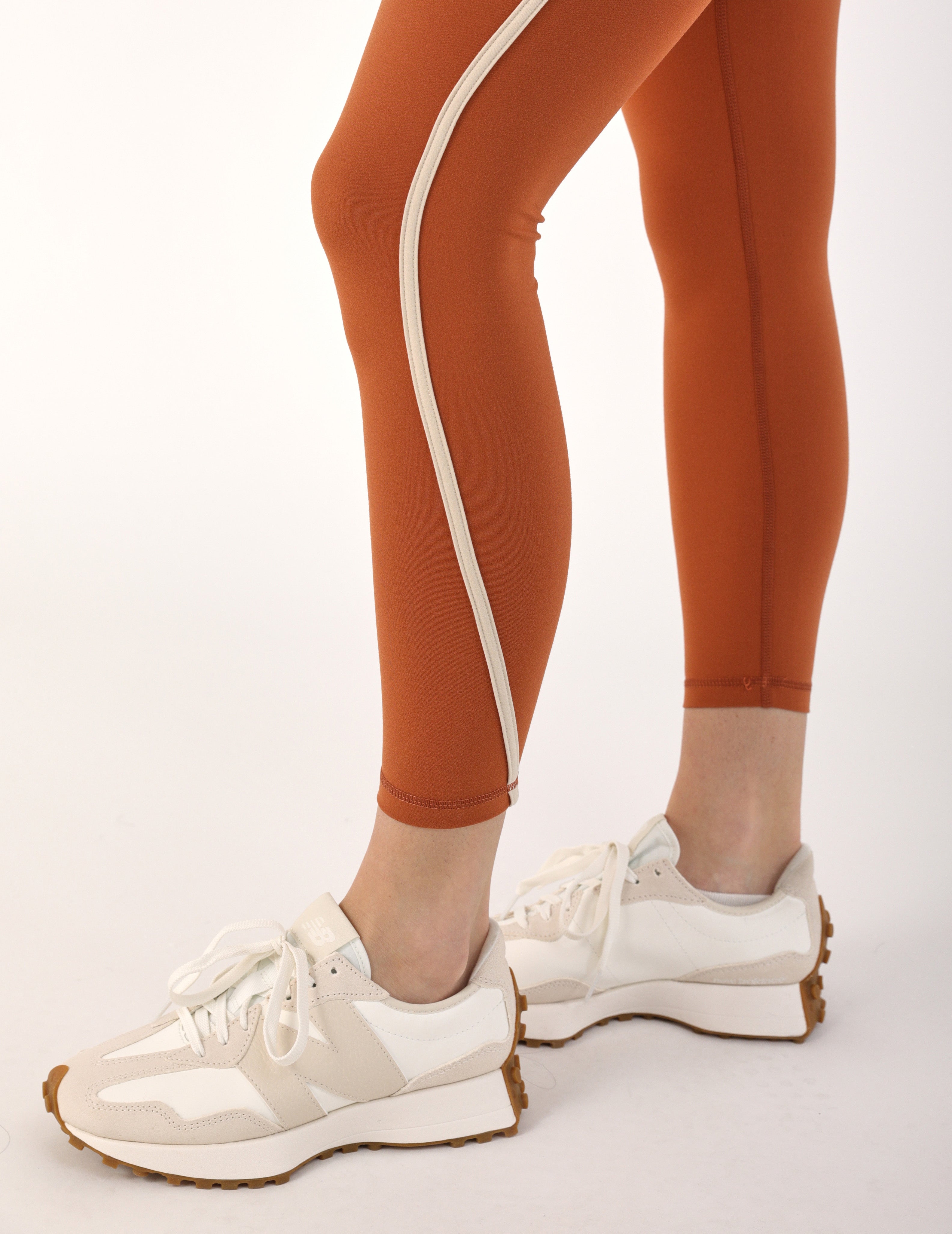 Apex 7/8 Legging: Cinnamon/Oatmilk