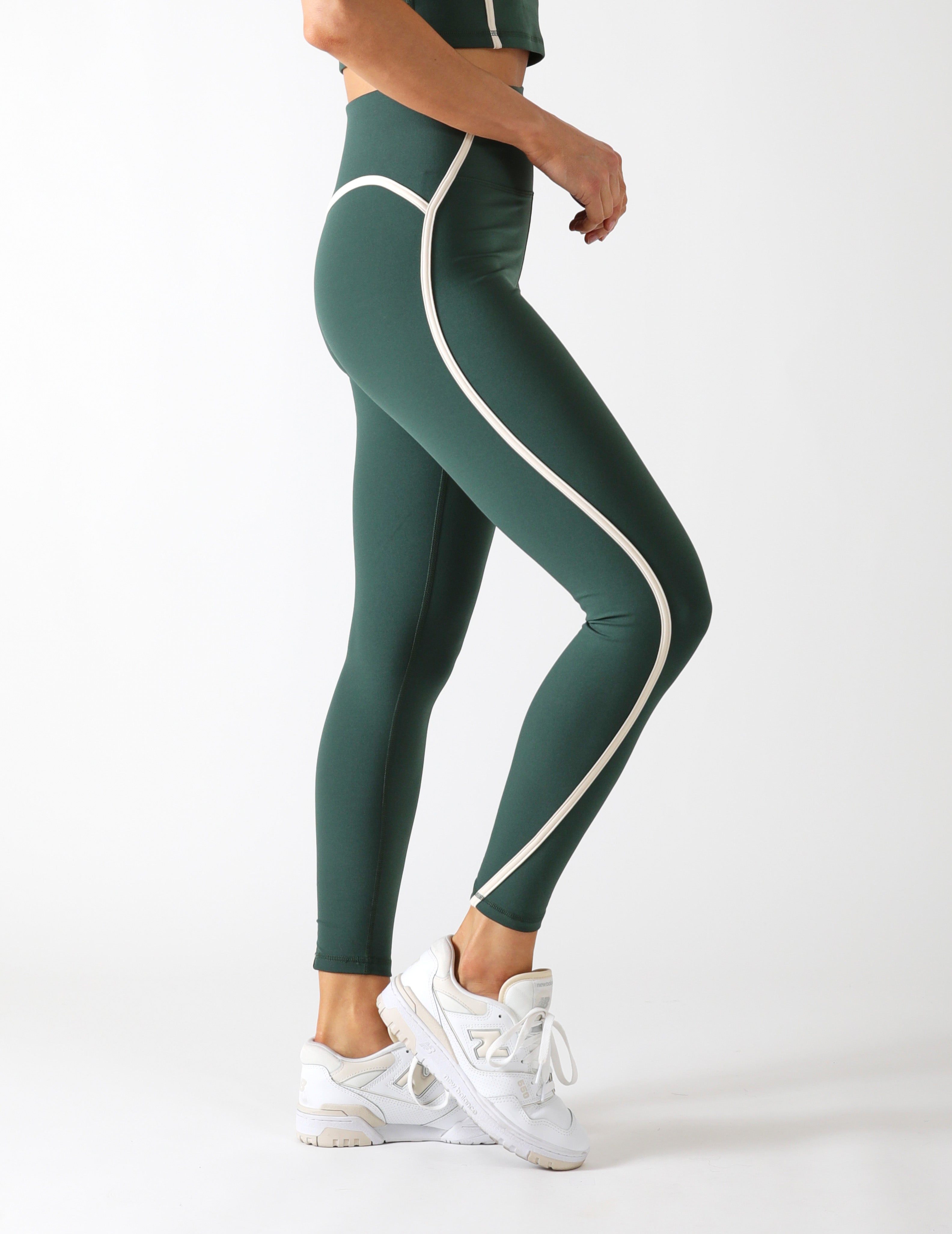 Apex 7/8: Forest/Oatmilk