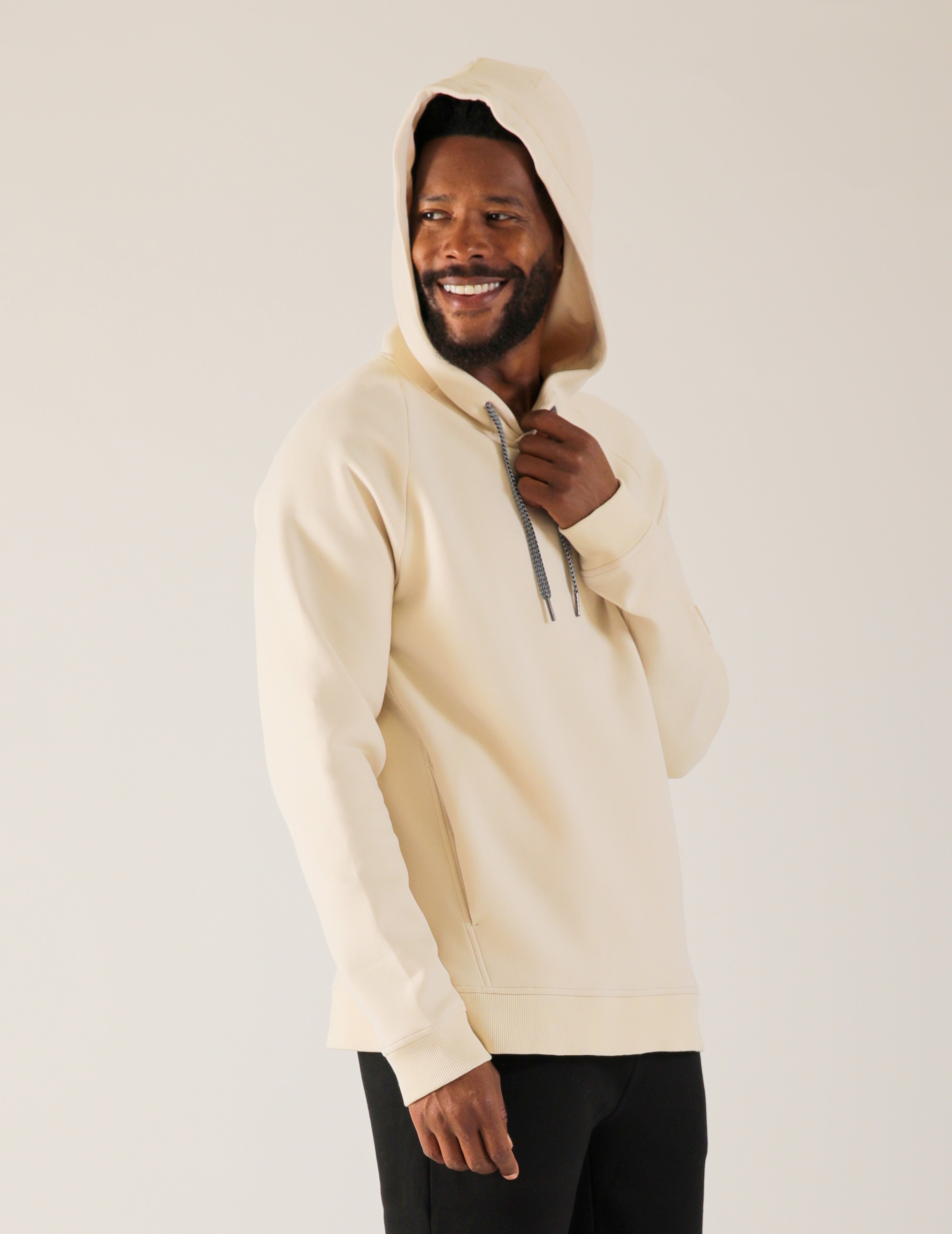 Cottotech Hoodie: Oatmilk