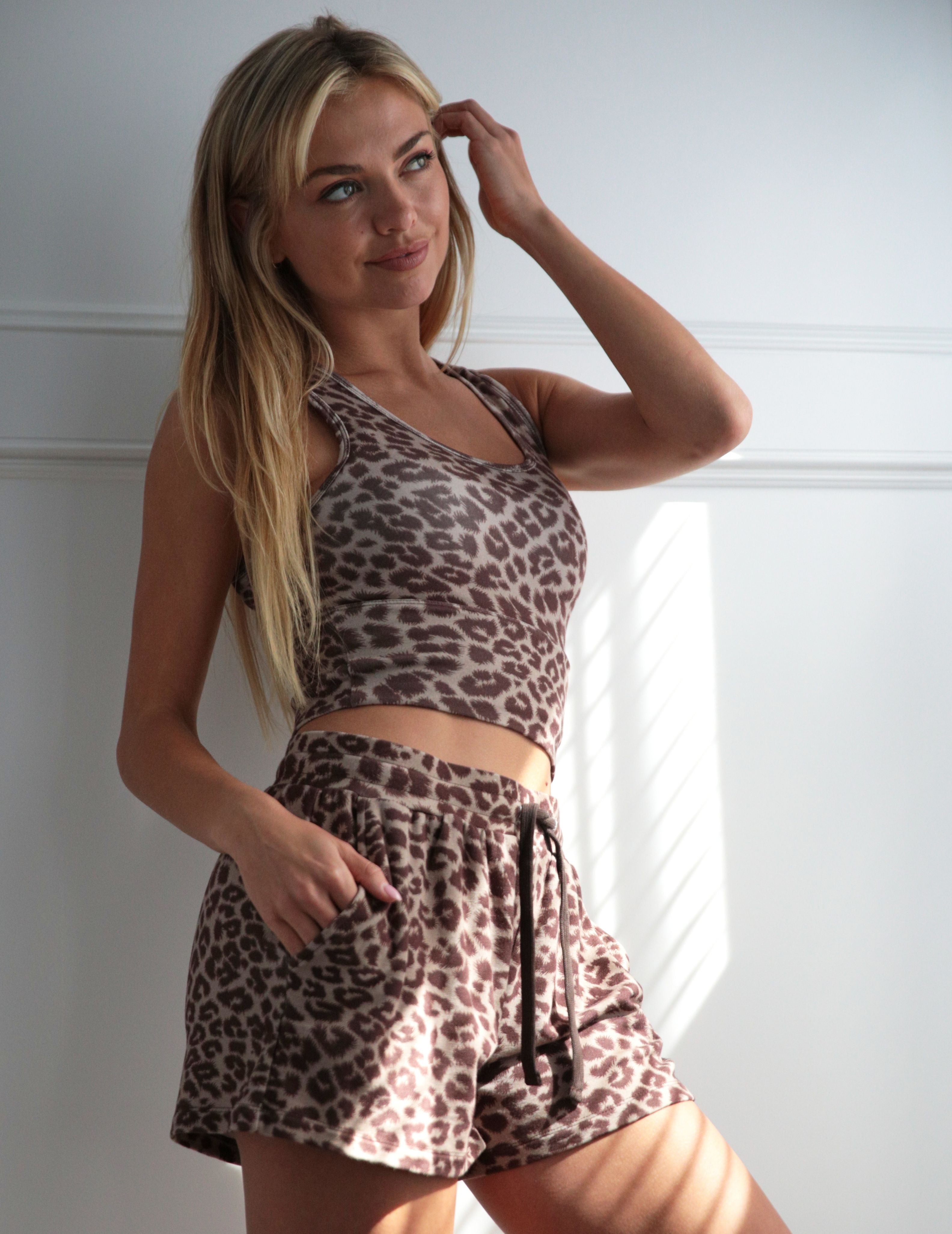 Cozy Comfort Short: Java Leopard
