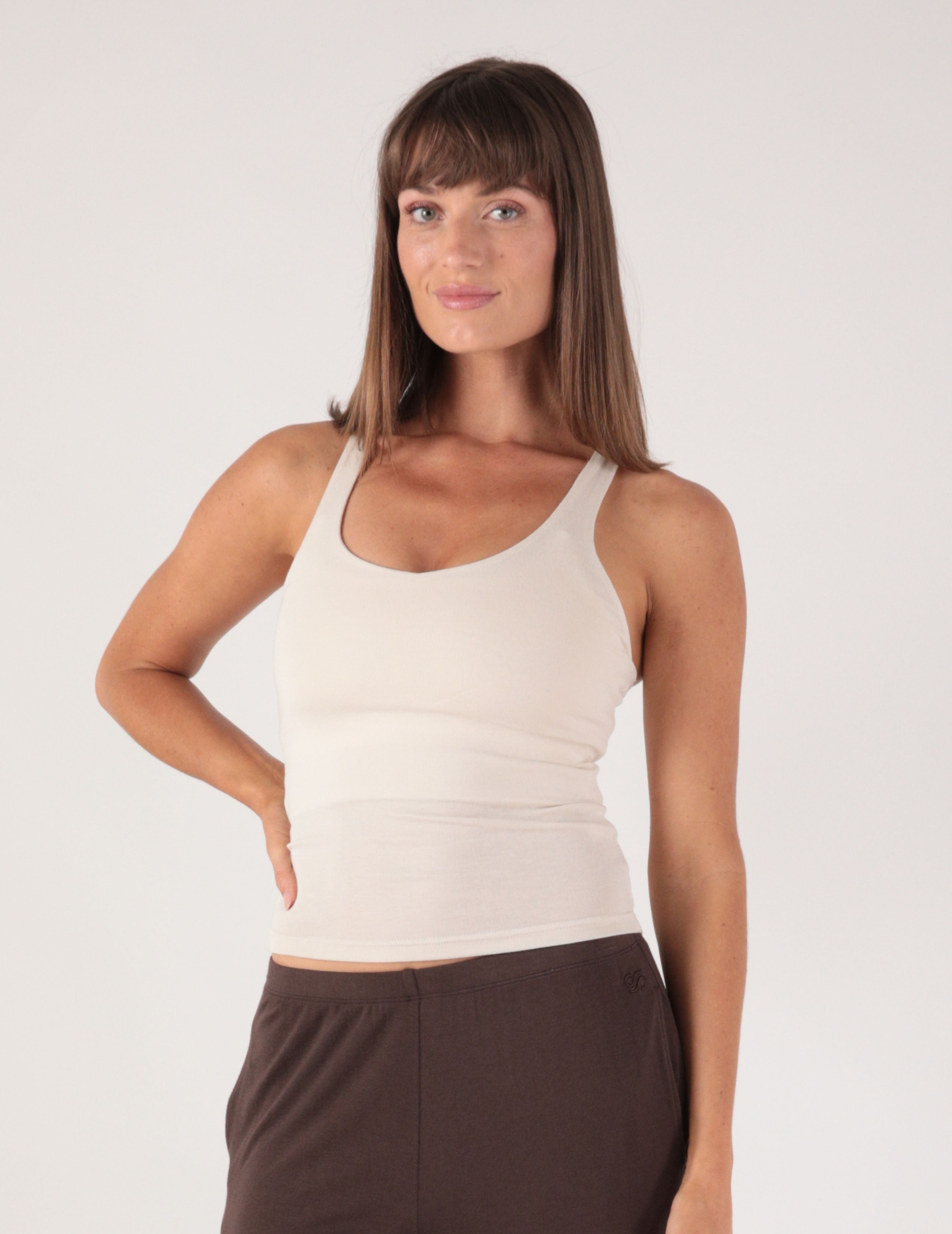 Gentle Embrace Skimmer Tank: Oatmilk
