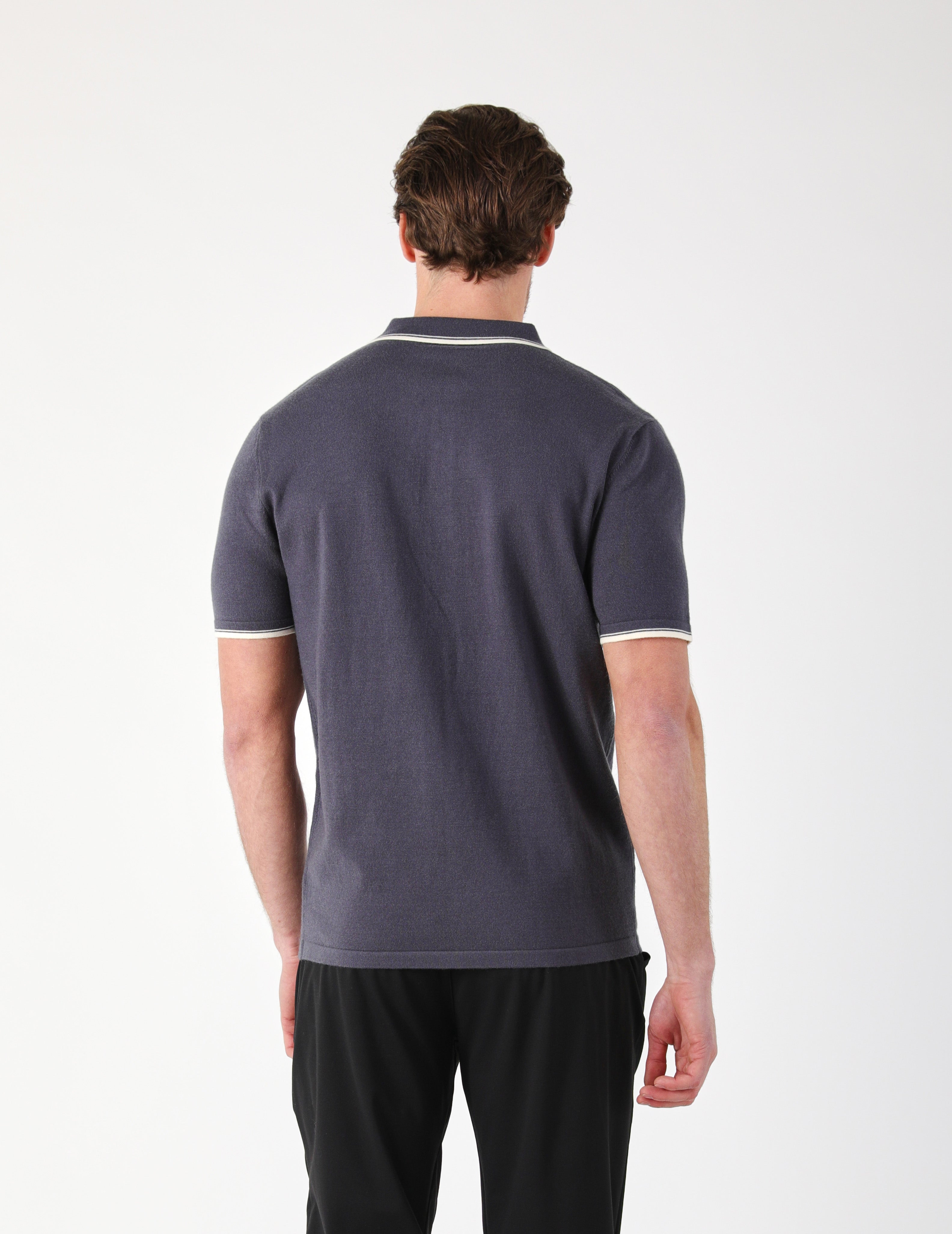 Elite Sweater Polo: Carbon/Oatmilk