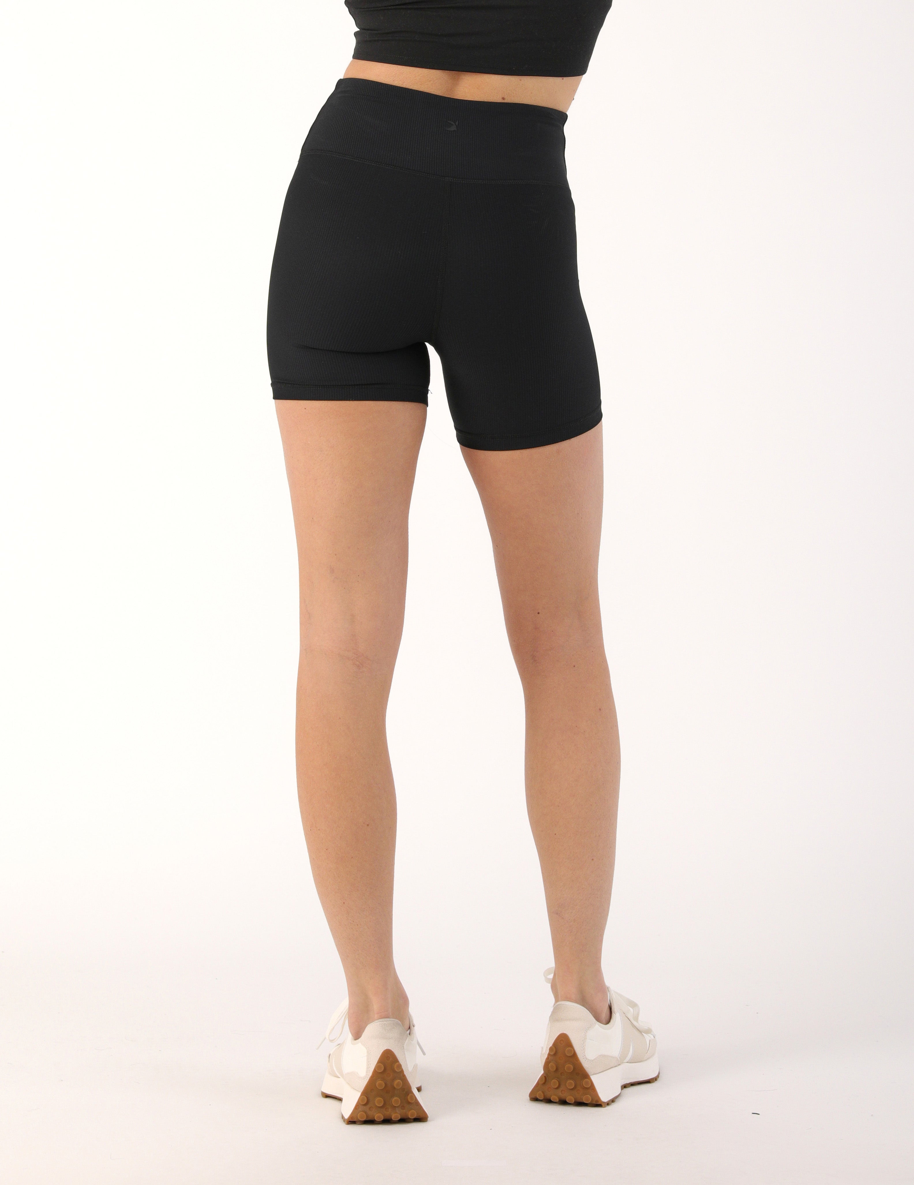 Flex and Go Short: Black