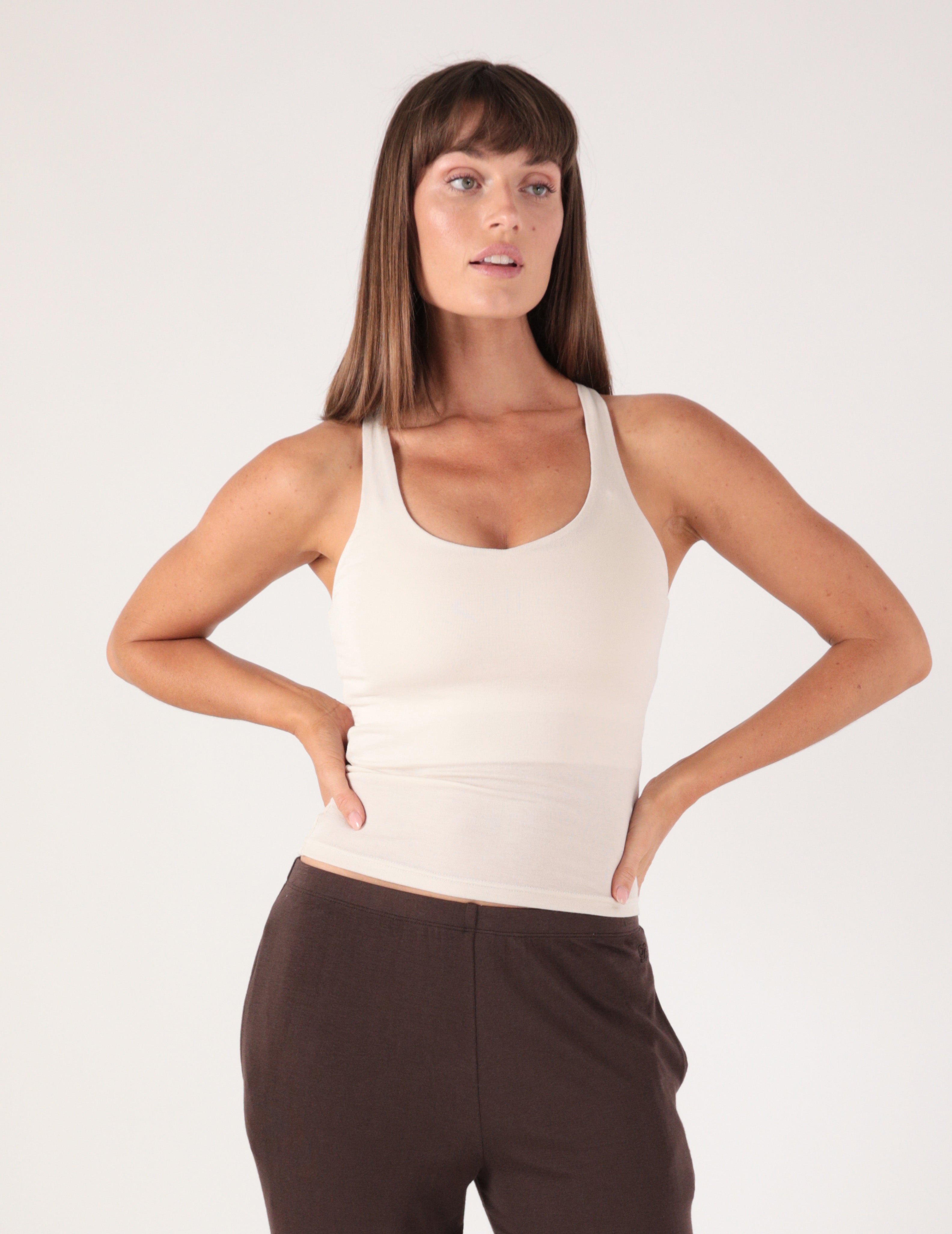 Gentle Embrace Skimmer Tank: Oatmilk