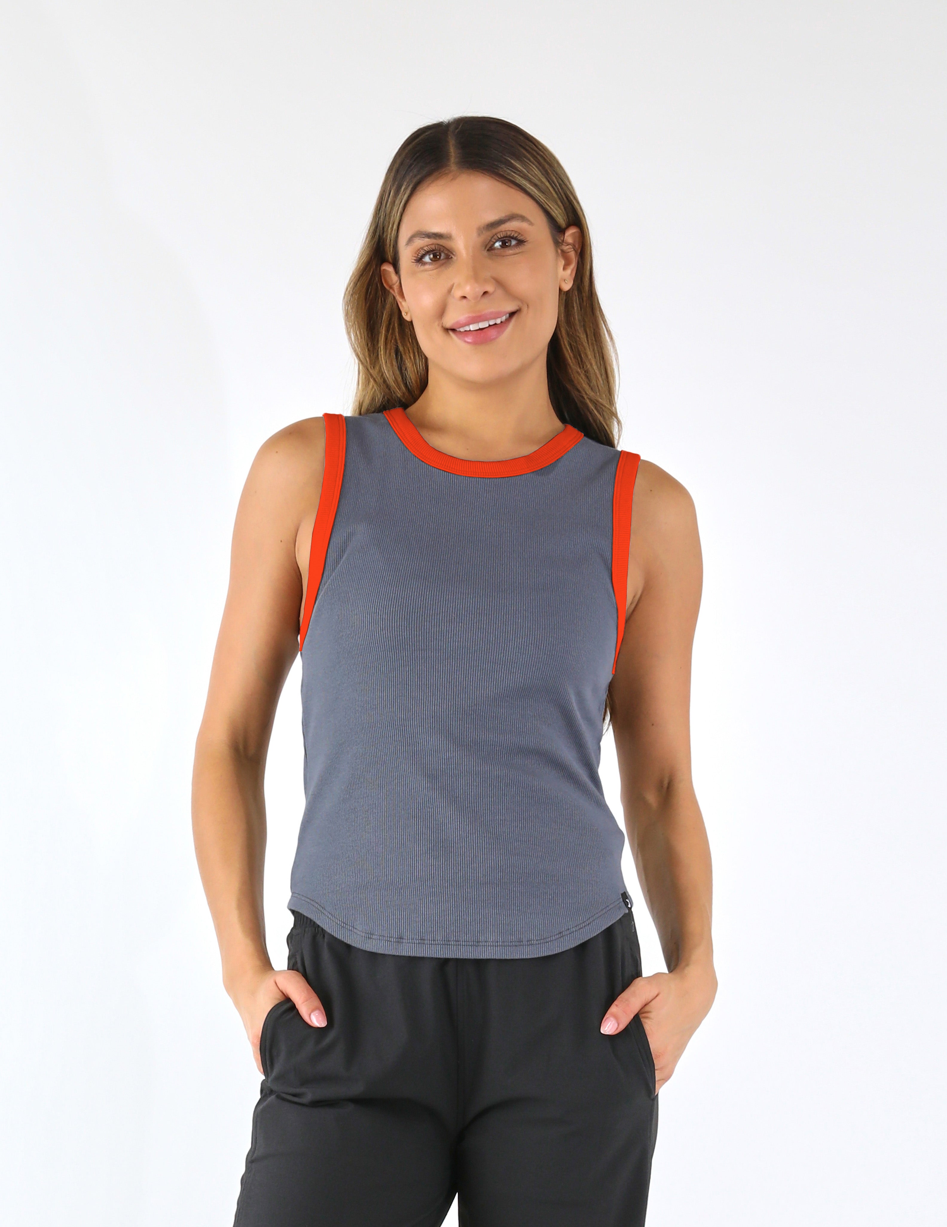 Go To Tank: Carbon/Scarlet