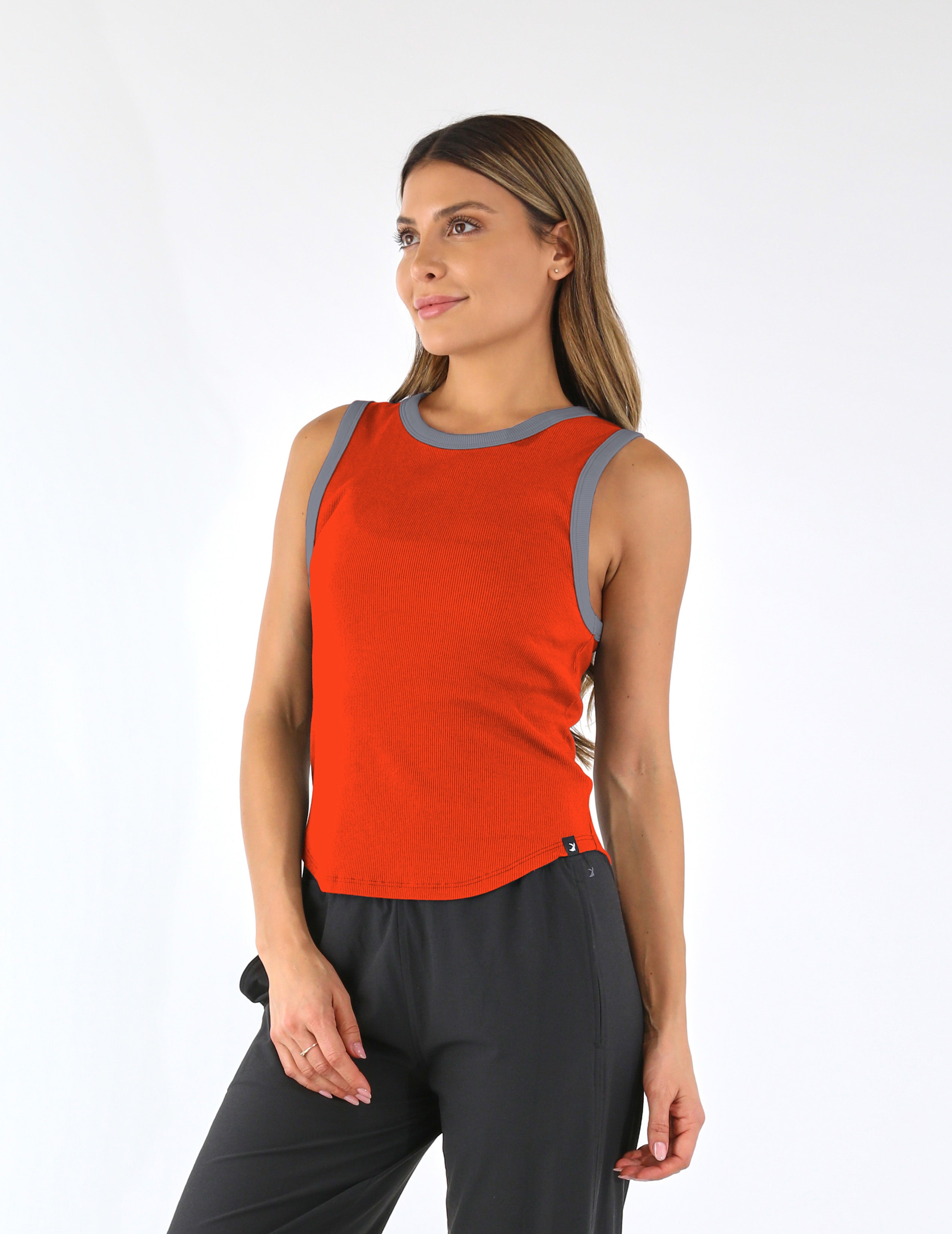 Go To Tank: Scarlet/Carbon