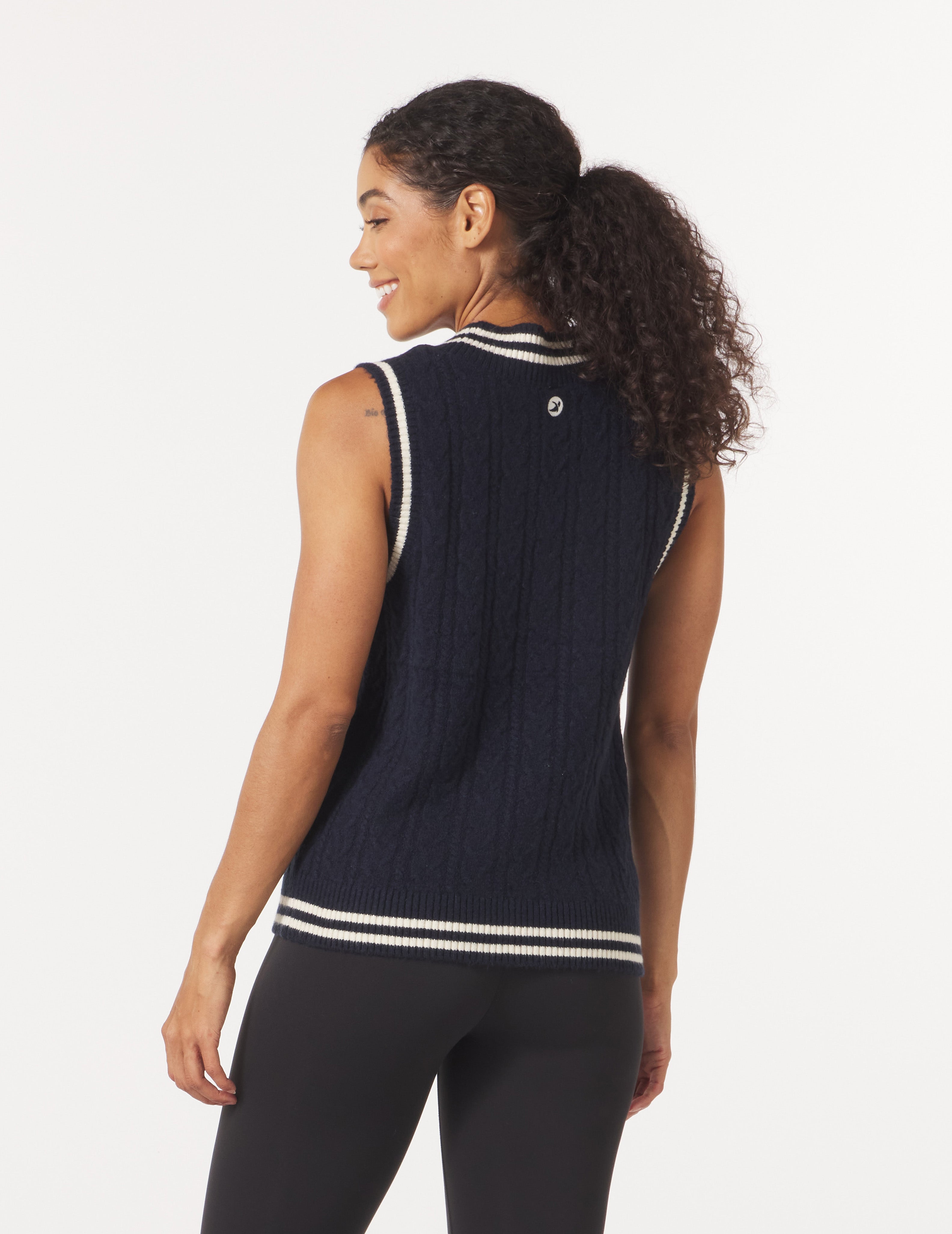 Hanalei Vest: Navy/White