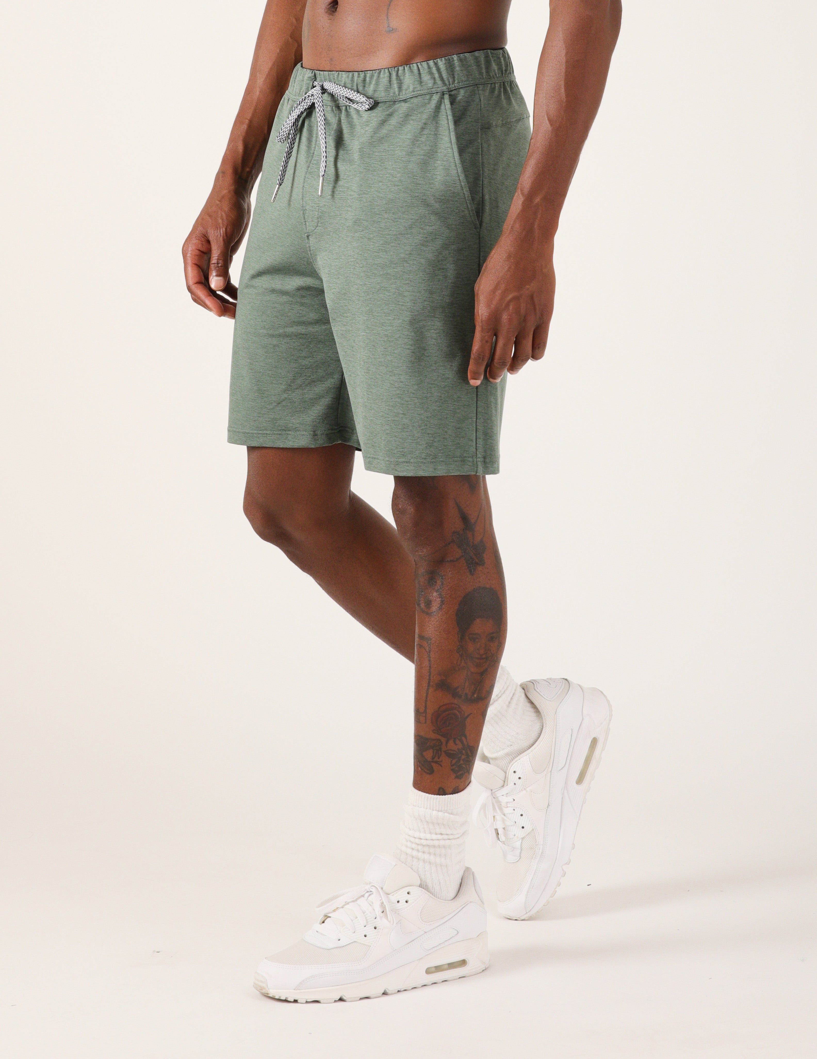 Medalist Short 7.5: Smoky Basil Marble