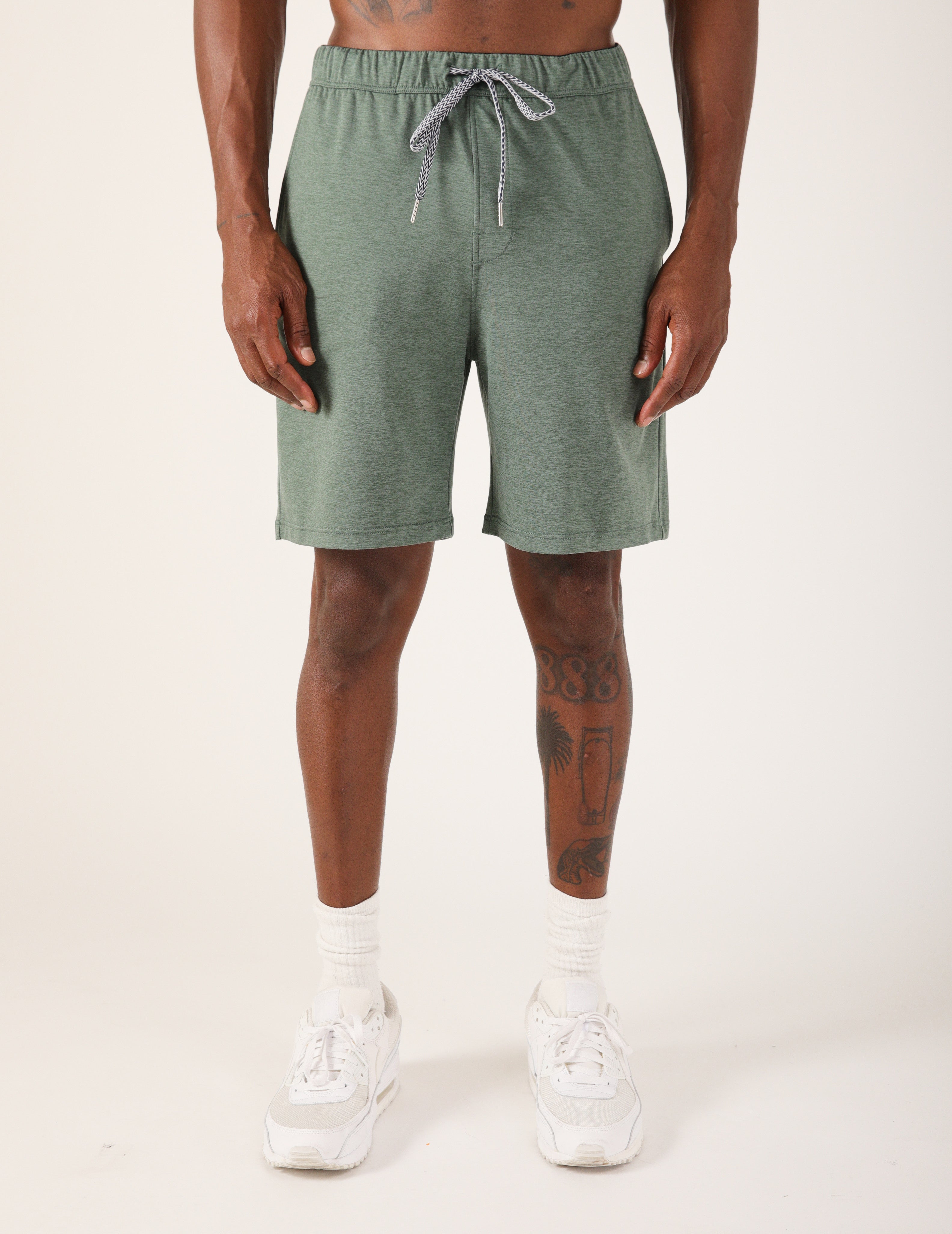 Medalist Short 7.5: Smoky Basil Marble