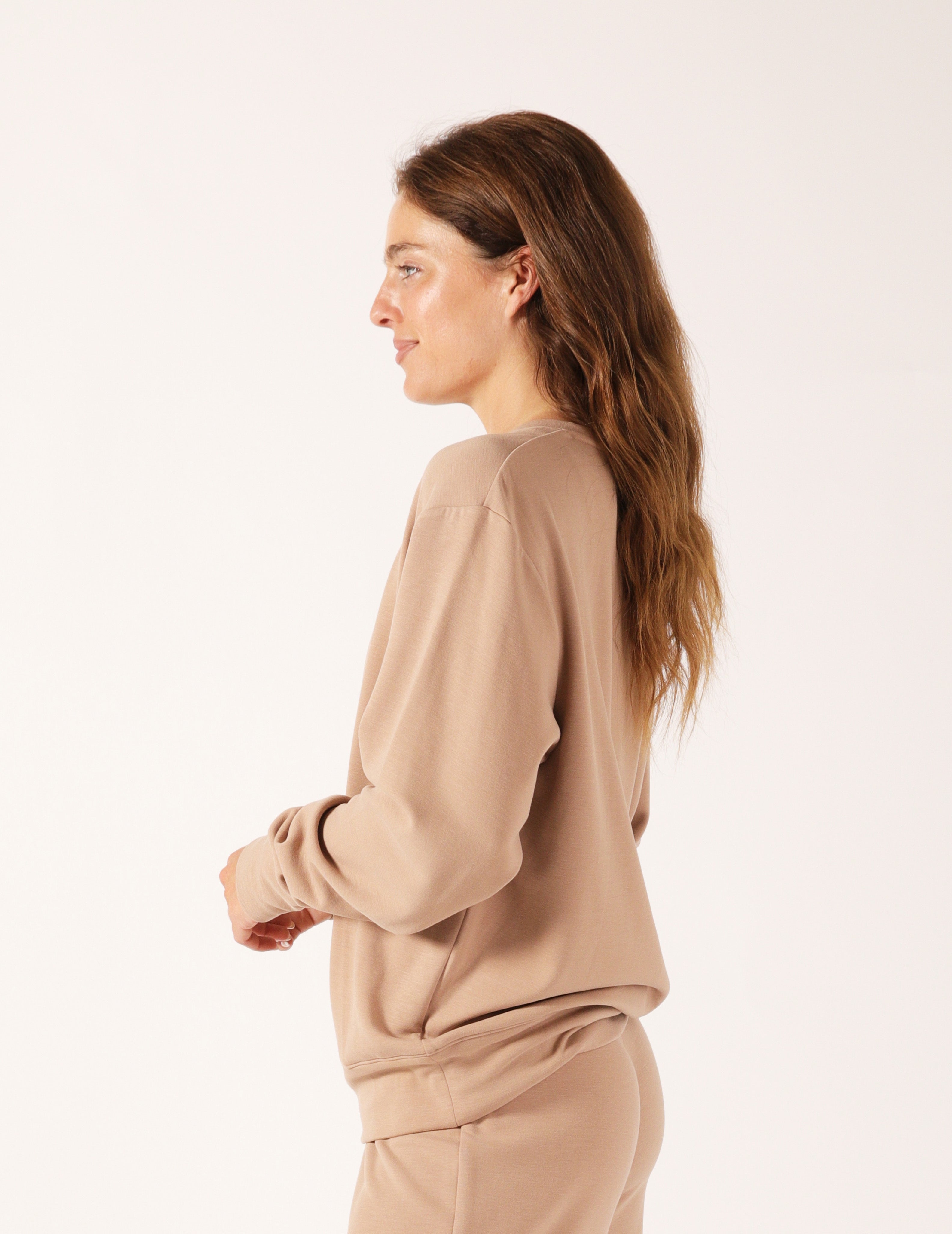 Oversized Crew: Latte