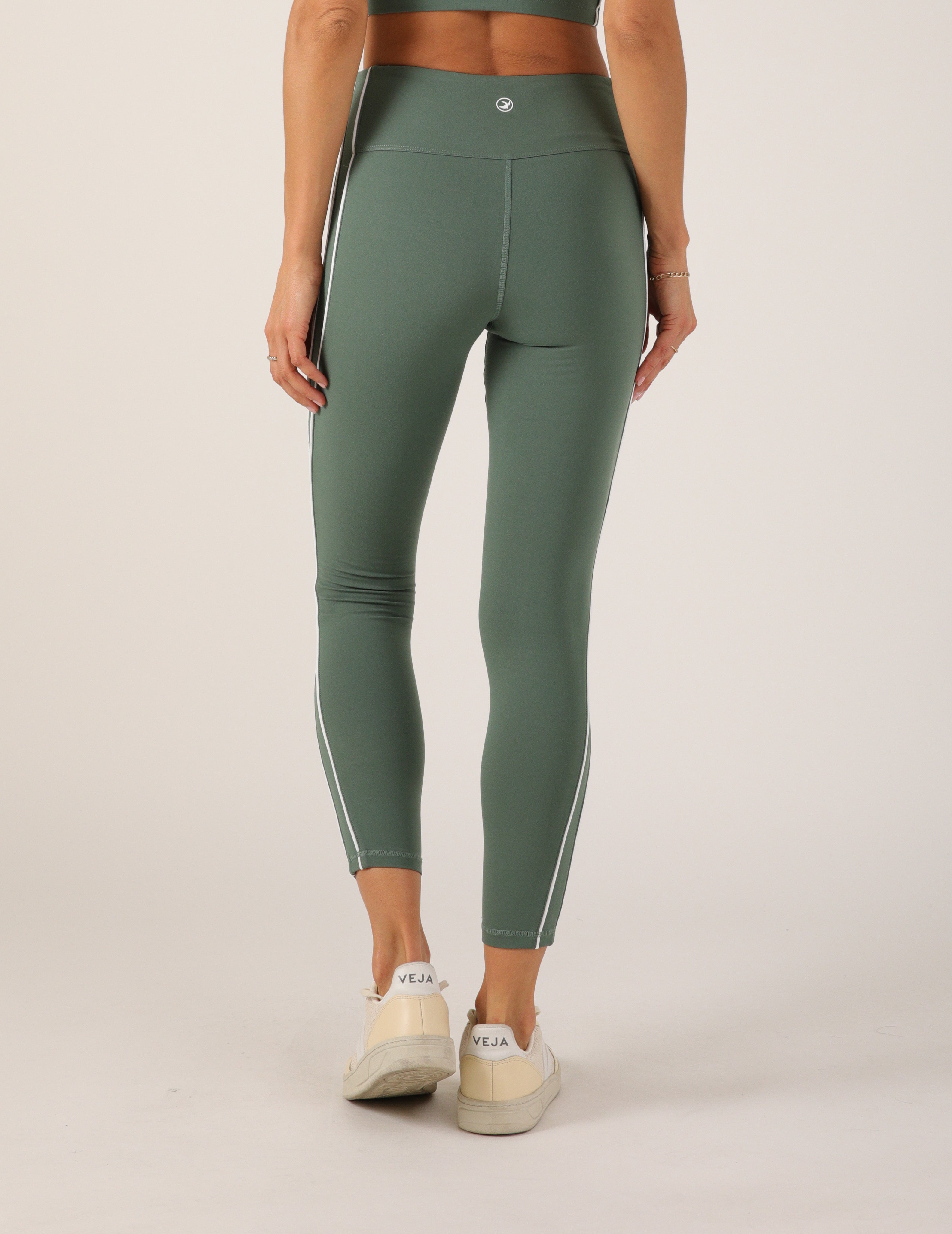Power Stride Legging: Smoky Basil