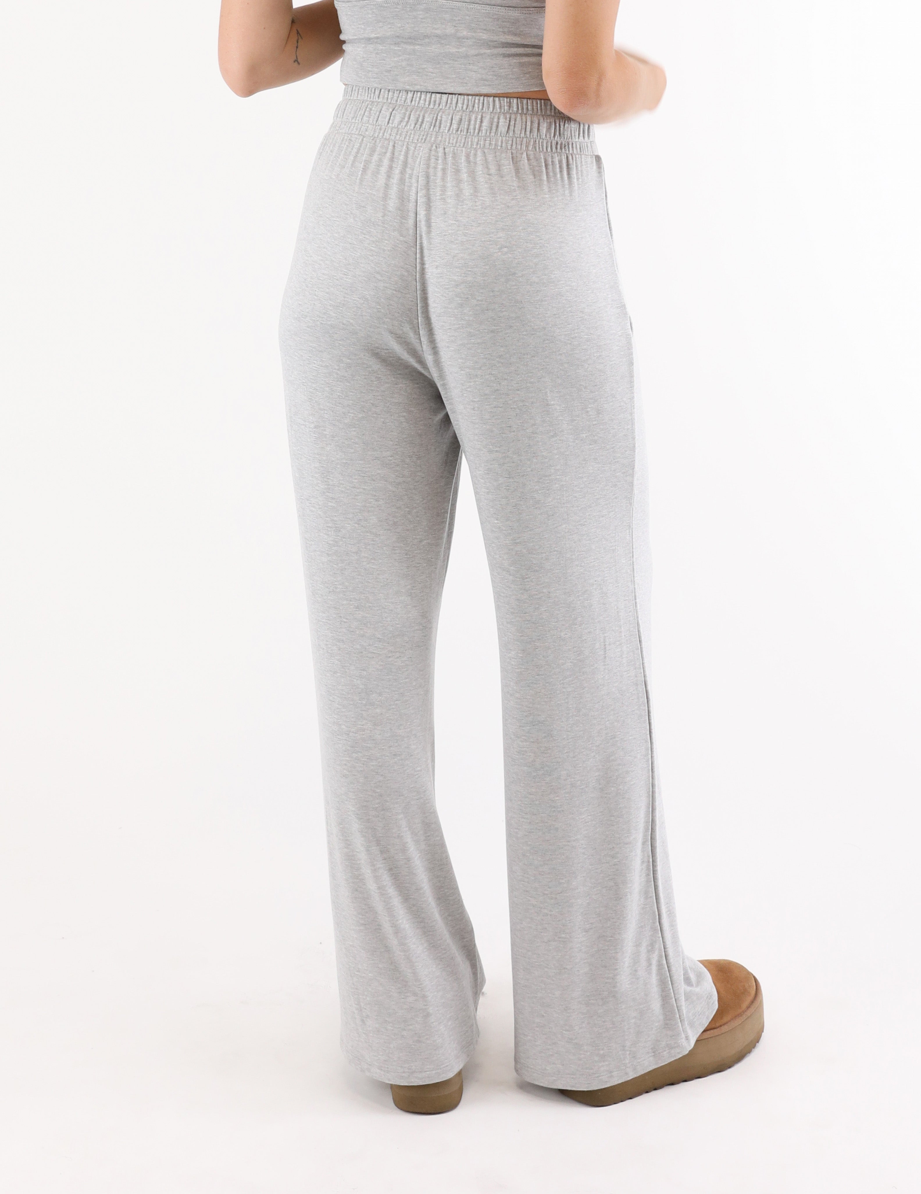 Relaxed Straight Leg: Heather Grey