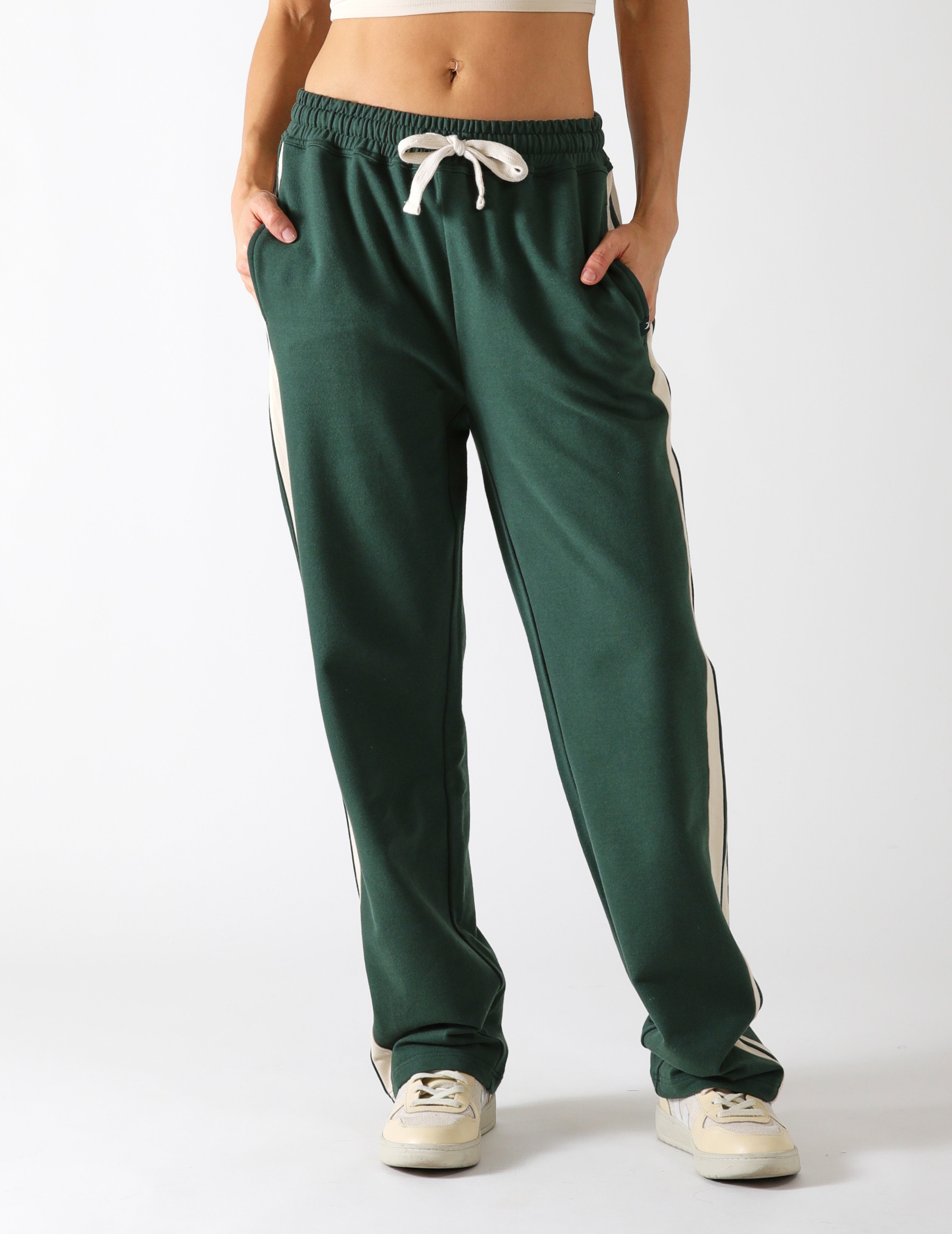 Retro Straight Leg Sweatpant: Forest/Oatmilk