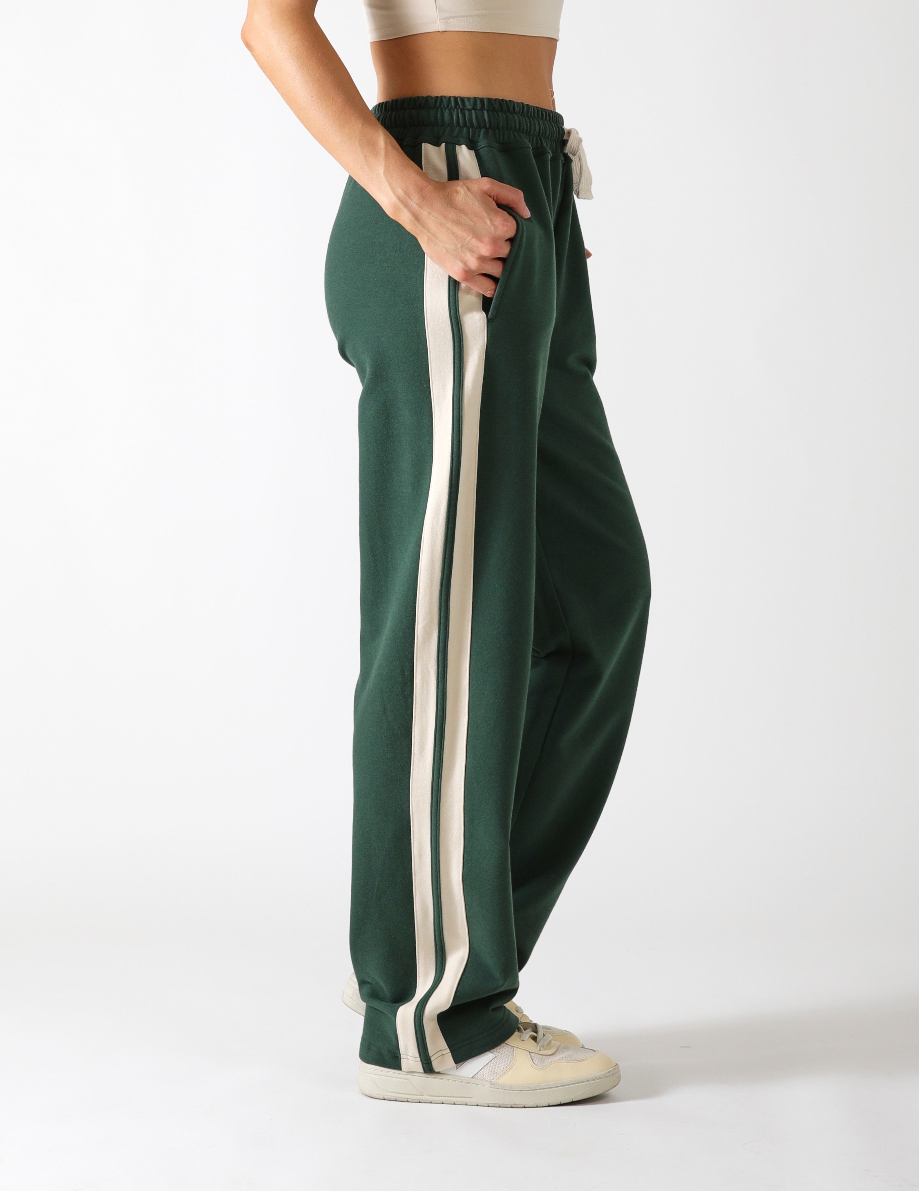 Retro Straight Leg Sweatpant: Forest/Oatmilk