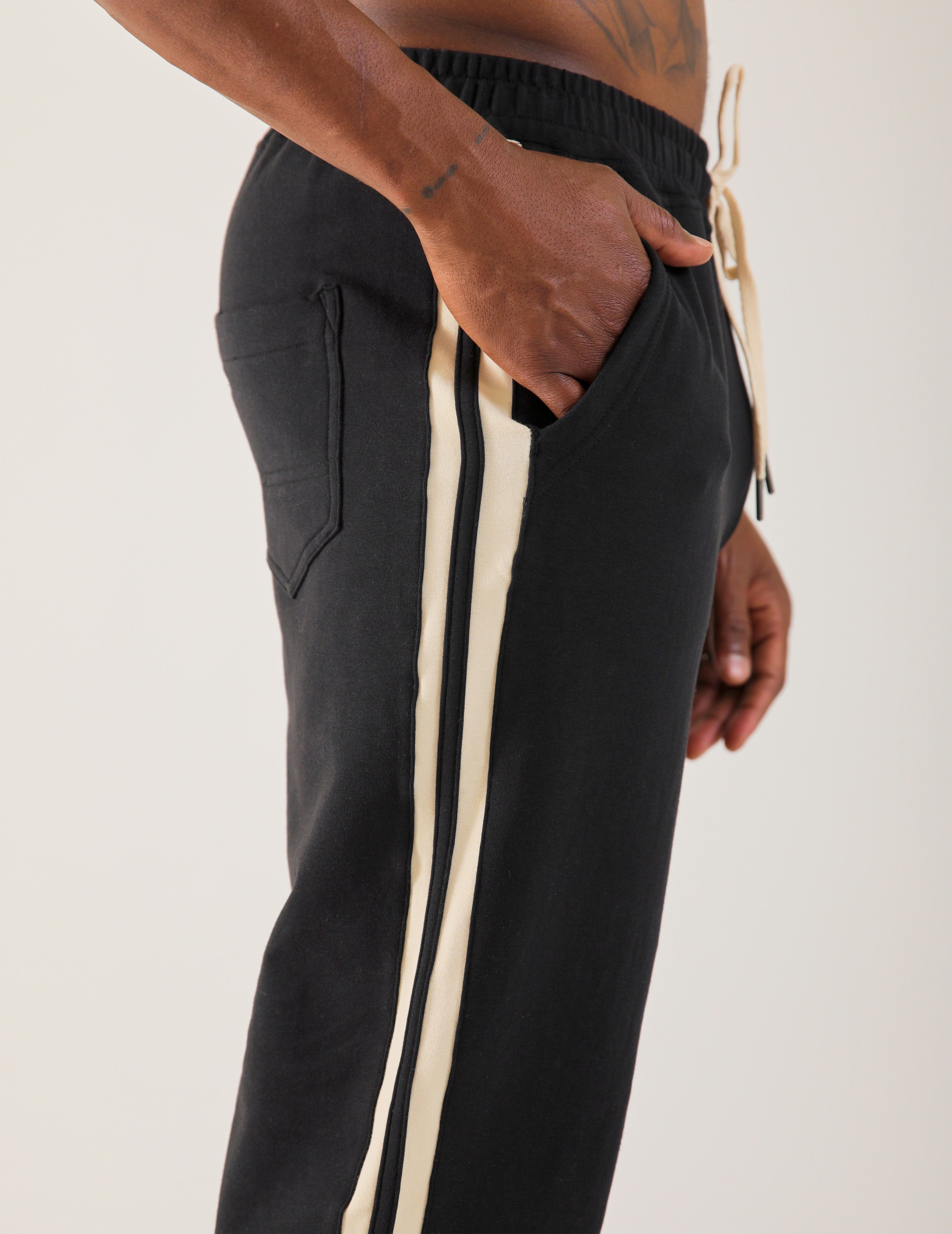 Retro Sweatpant: Black/Oatmilk