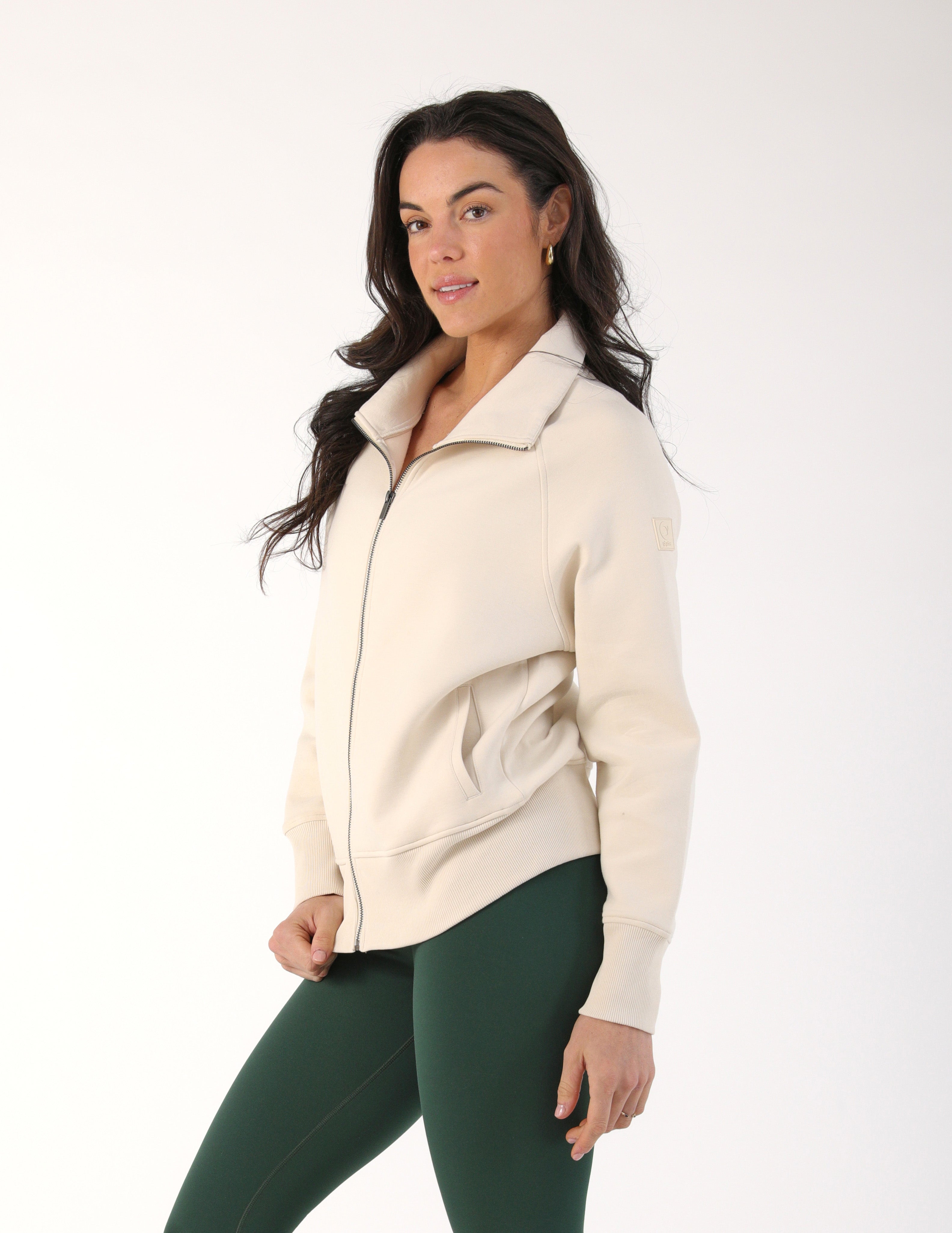 Scuba Full Zip: Oatmilk