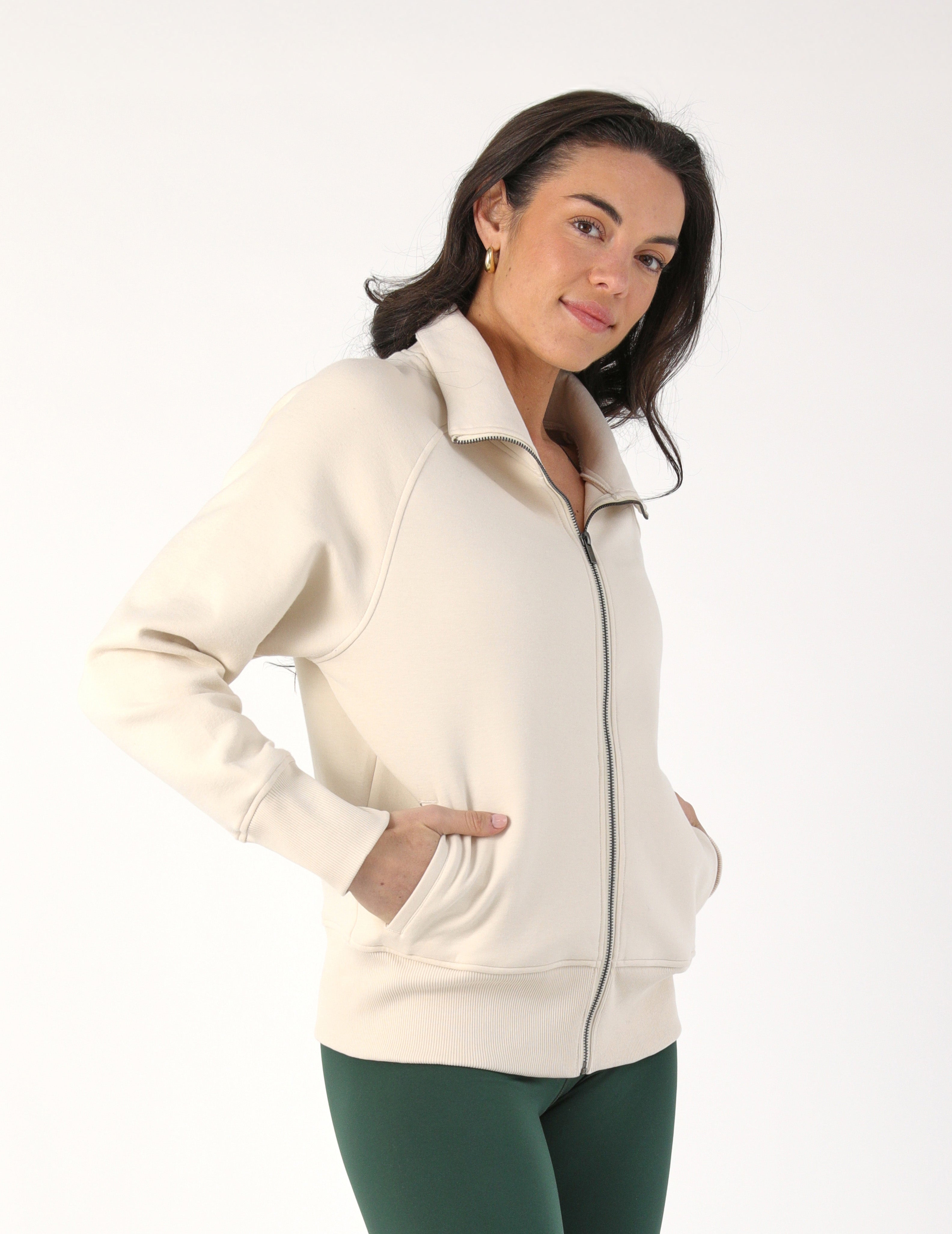 Scuba Full Zip: Oatmilk