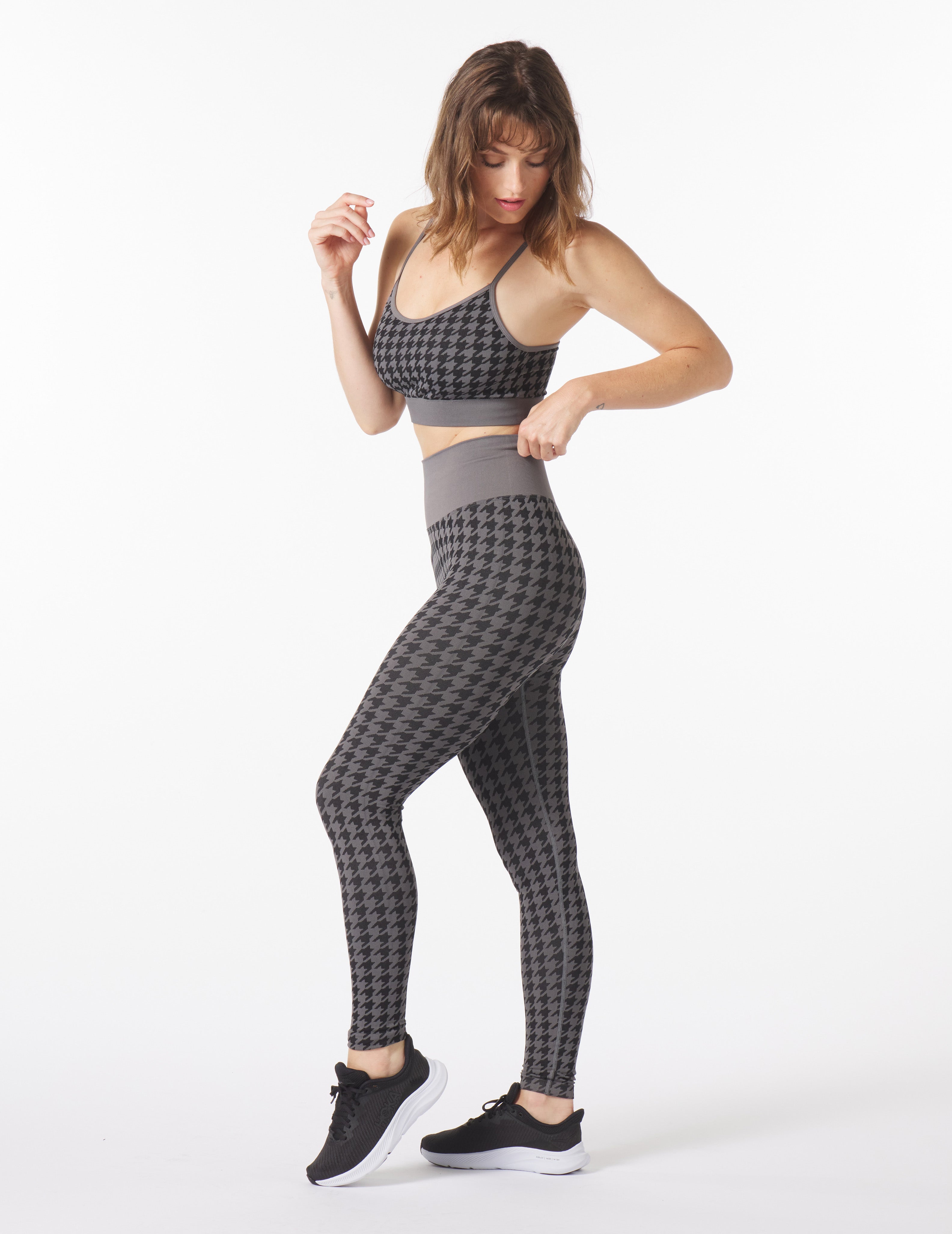 Seamless Houndstooth Jacquard Legging: Black/Carbon