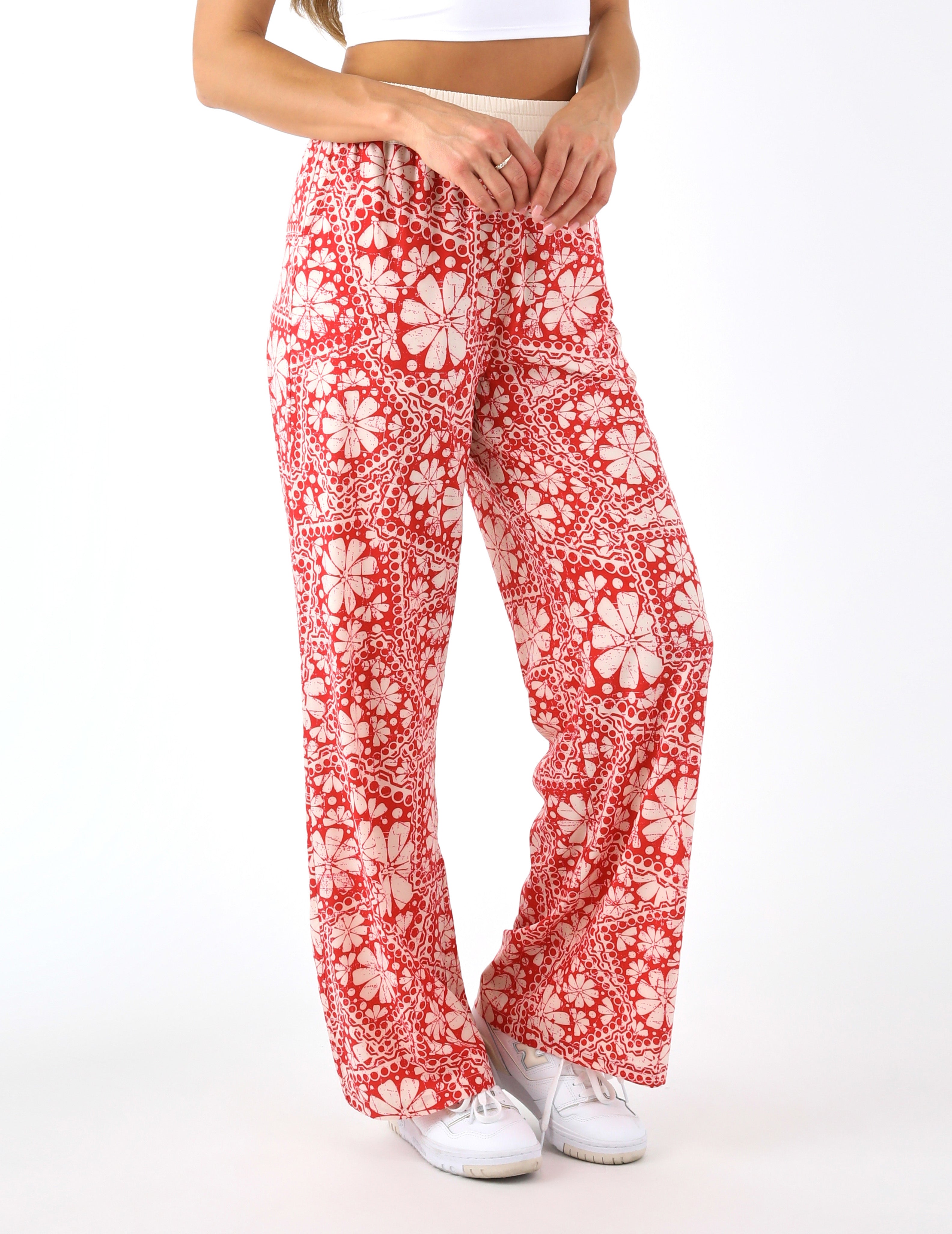 Sydney Pant: Scarlet/Oatmilk Santorini Bloom