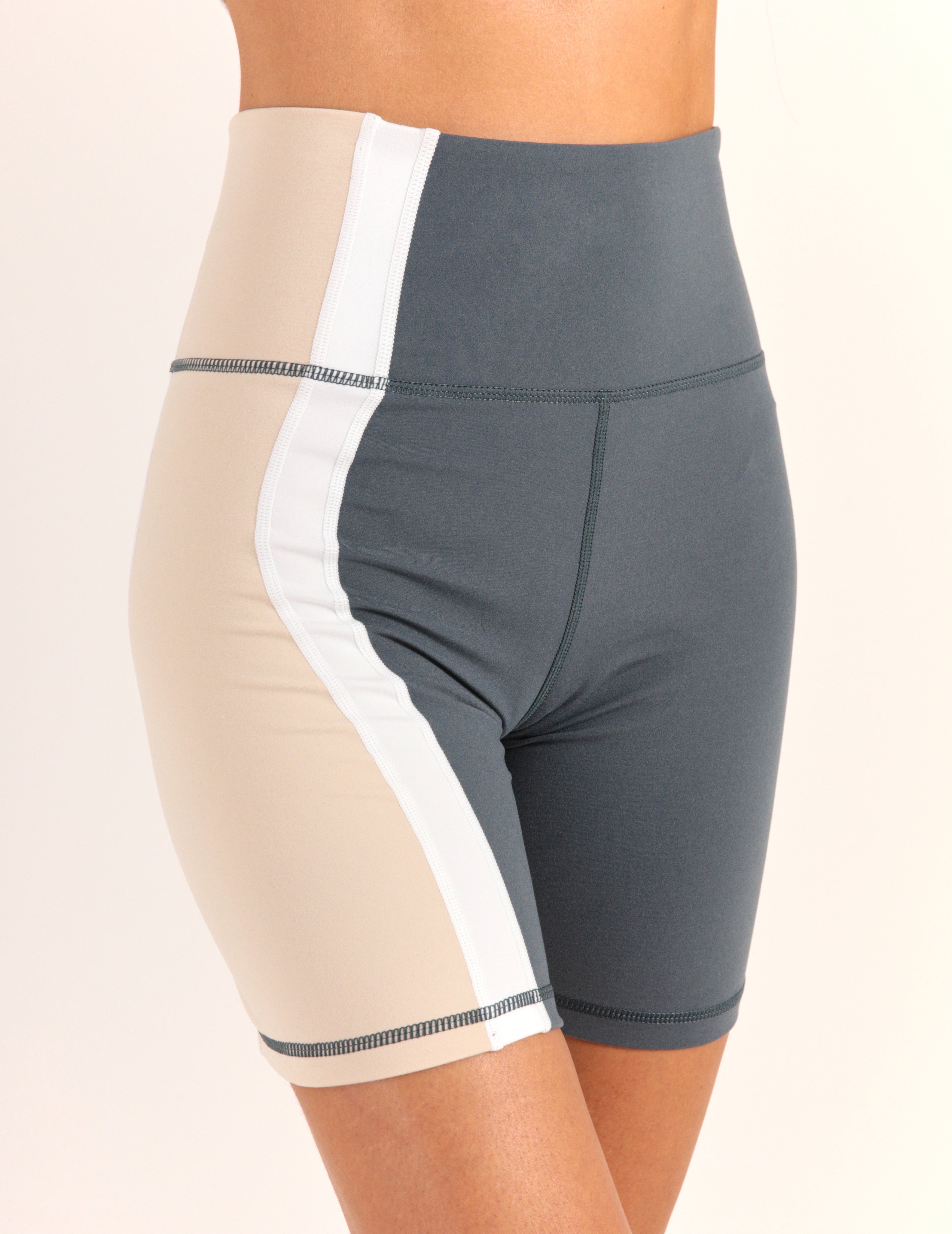 Wave Short: Slate/Oatmilk