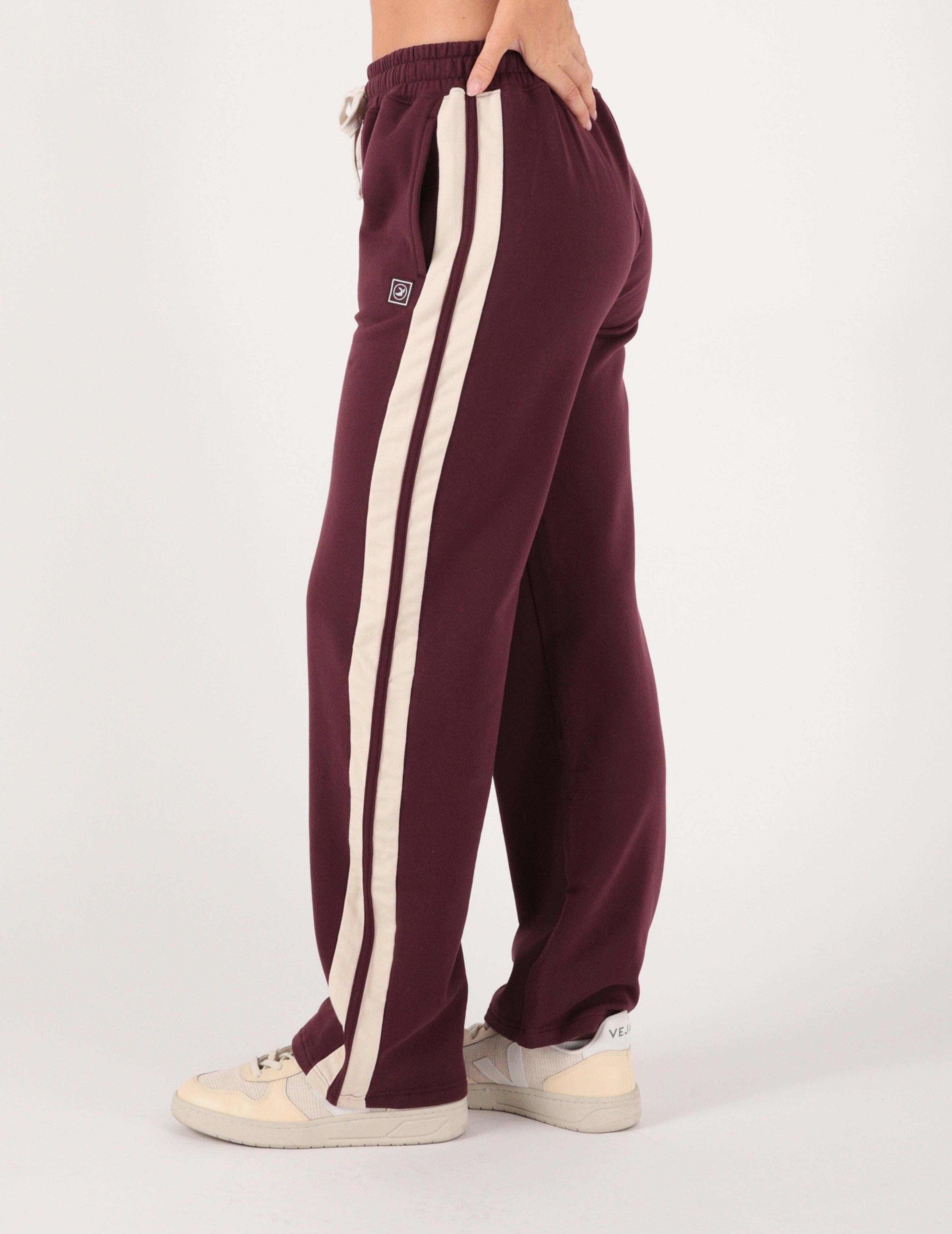 Retro Straight Leg Sweatpant: Crimson Velvet/Oatmilk