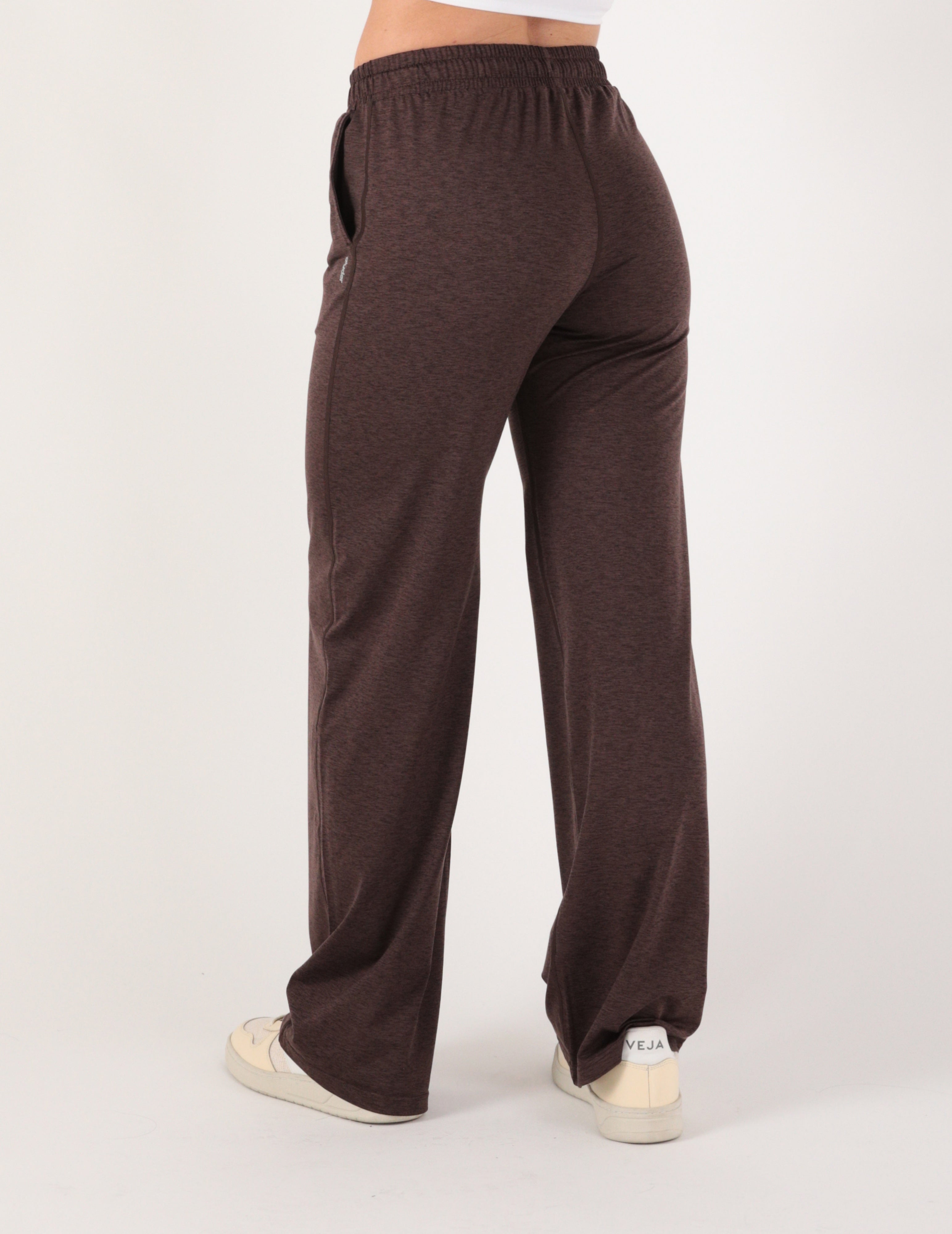 Serene Straight Leg: Java