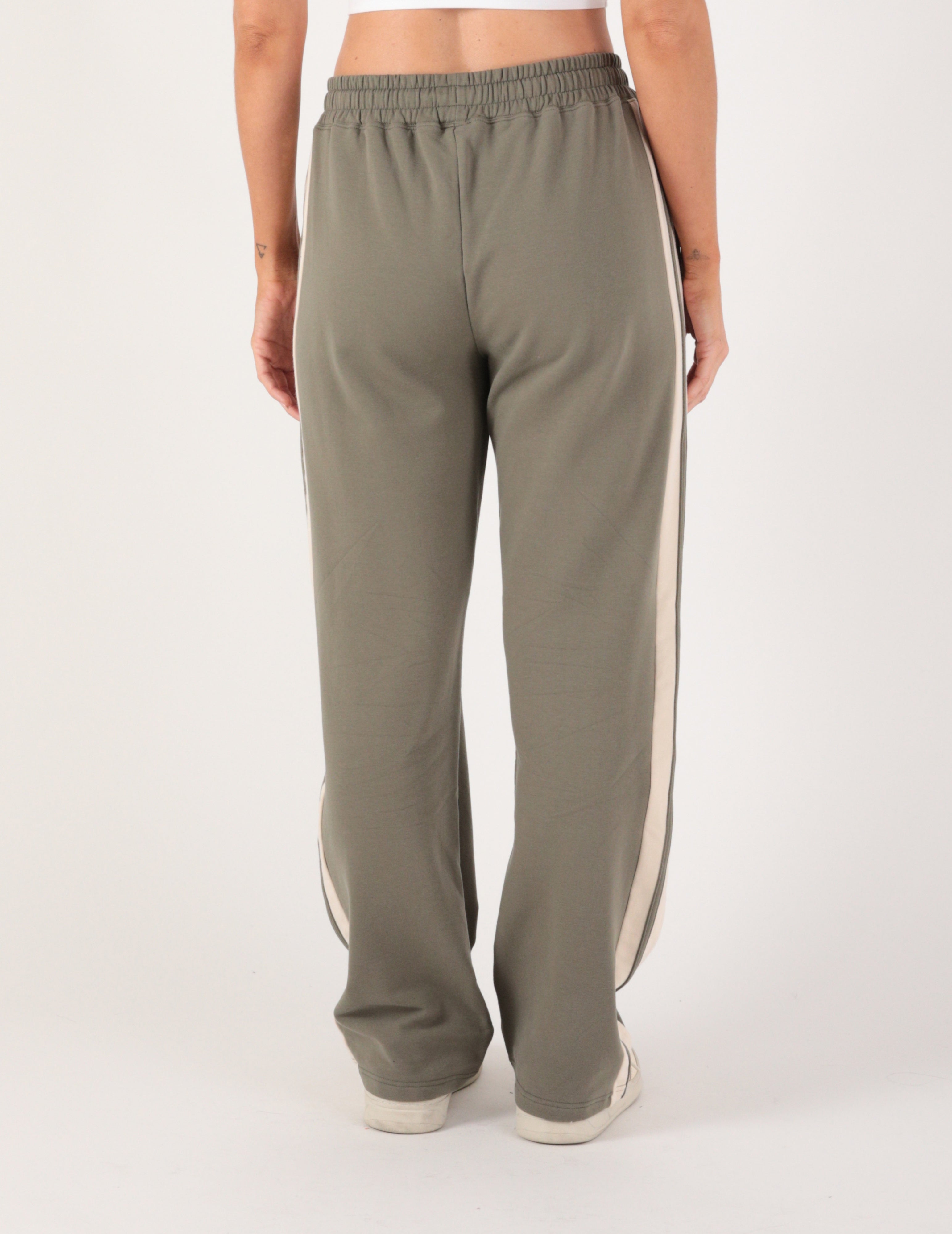 Retro Straight Leg Sweatpant: Dusty Olive/Oatmilk