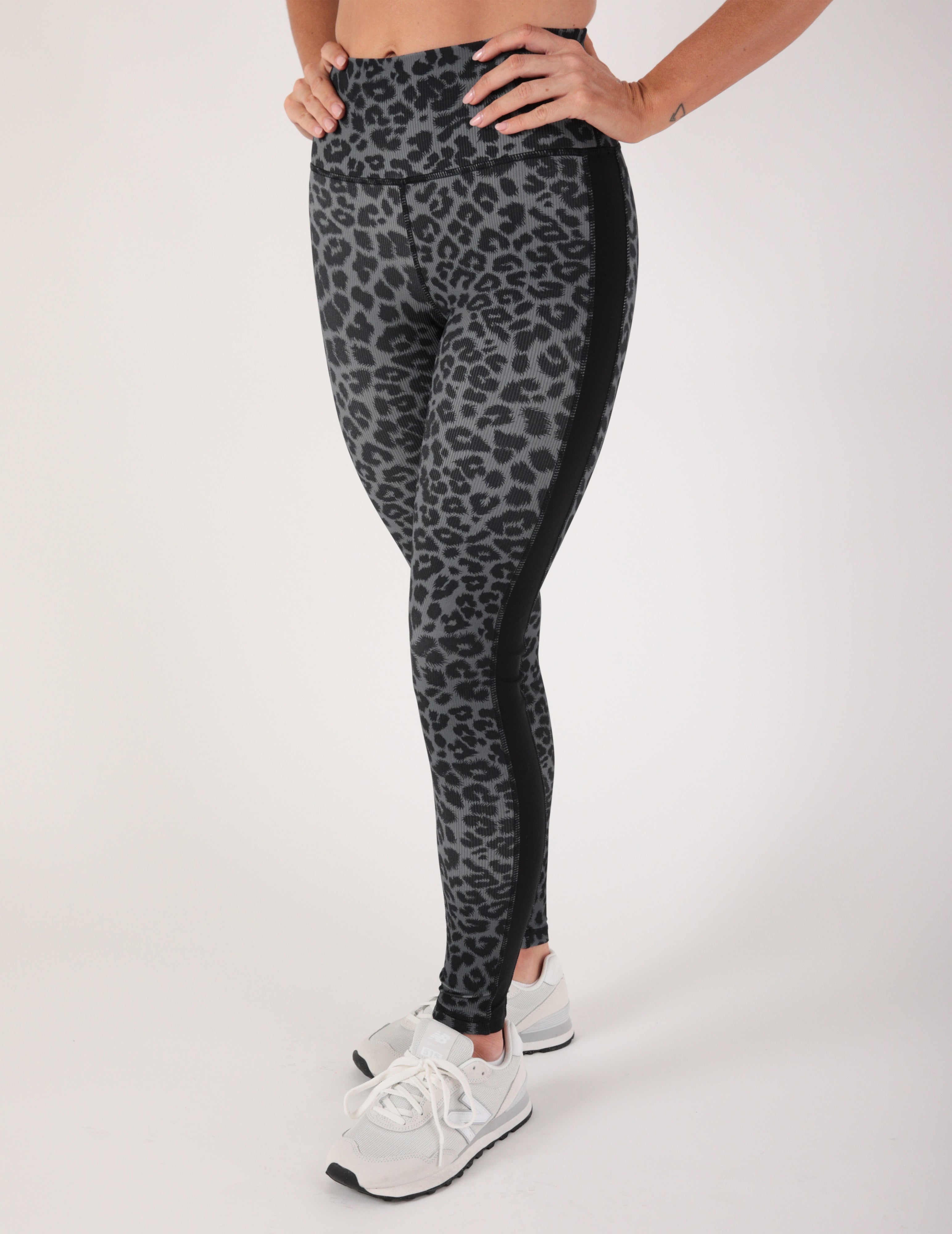 Breakaway Legging: Black Leopard