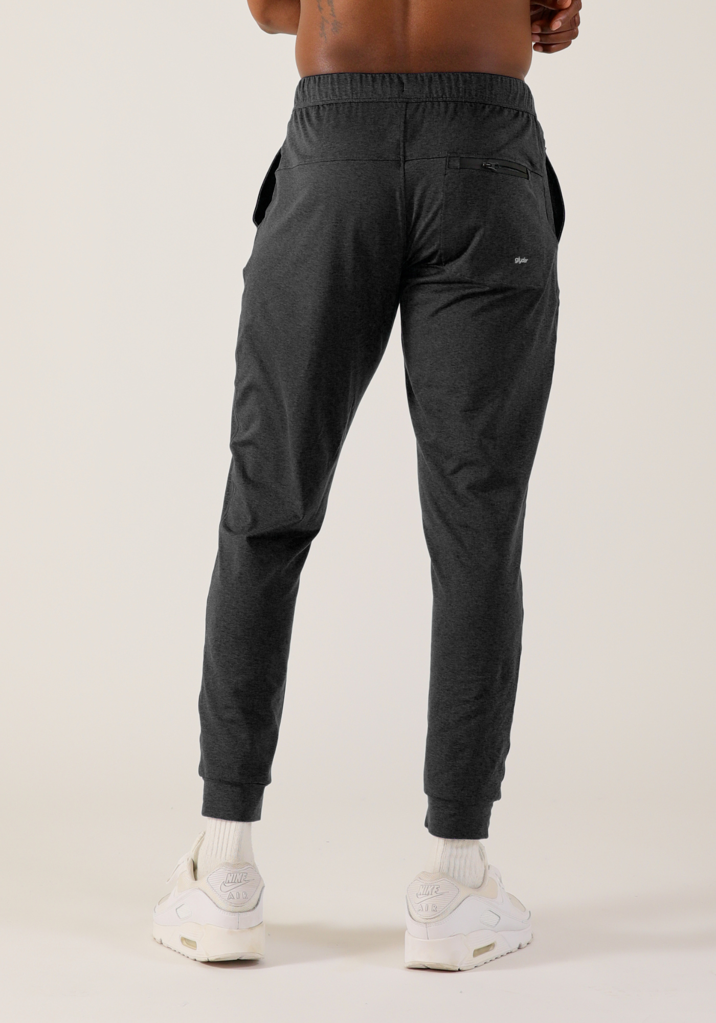 Medalist Jogger: Black Marble
