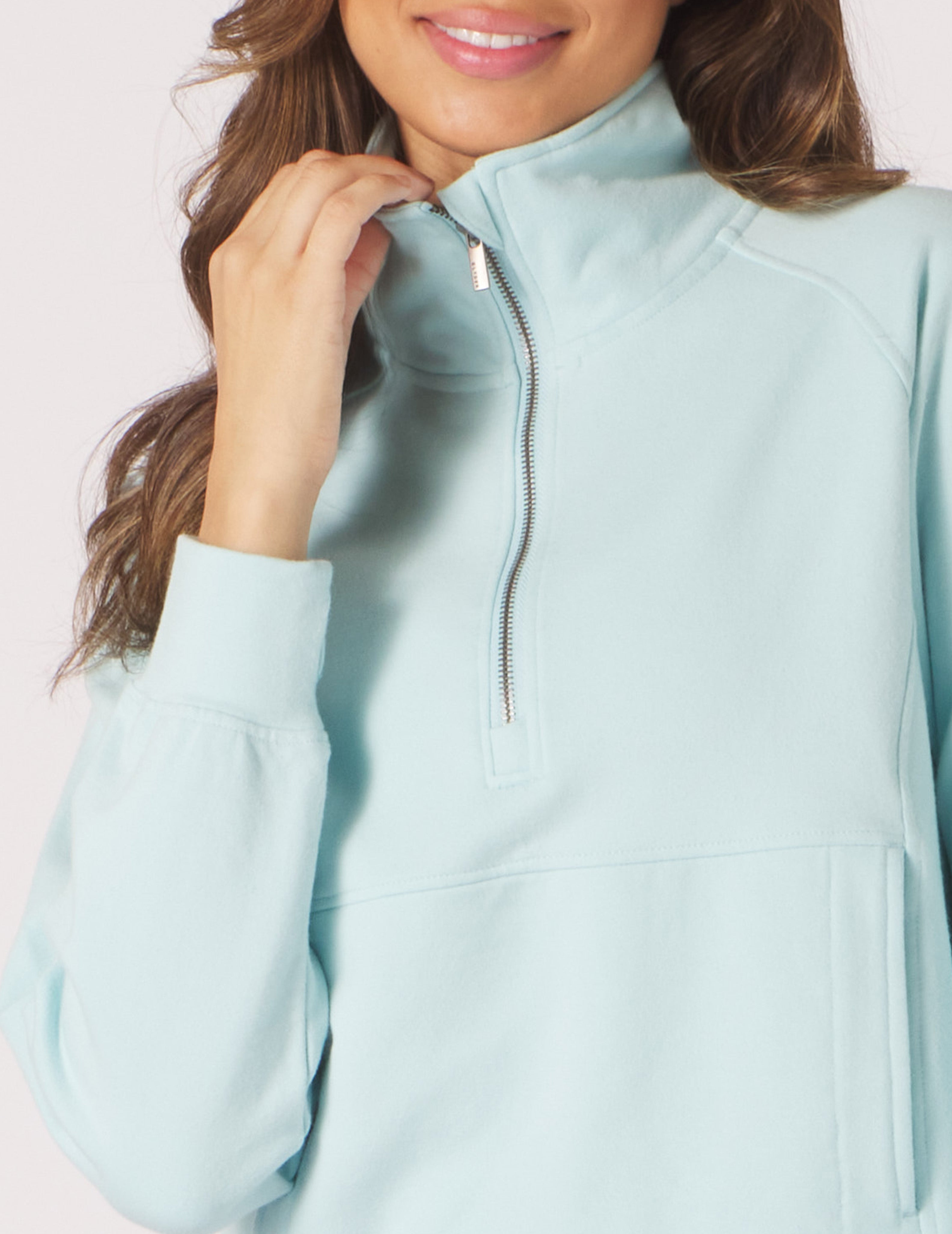 Daily Scuba 1/4 Zip: Hydrangea