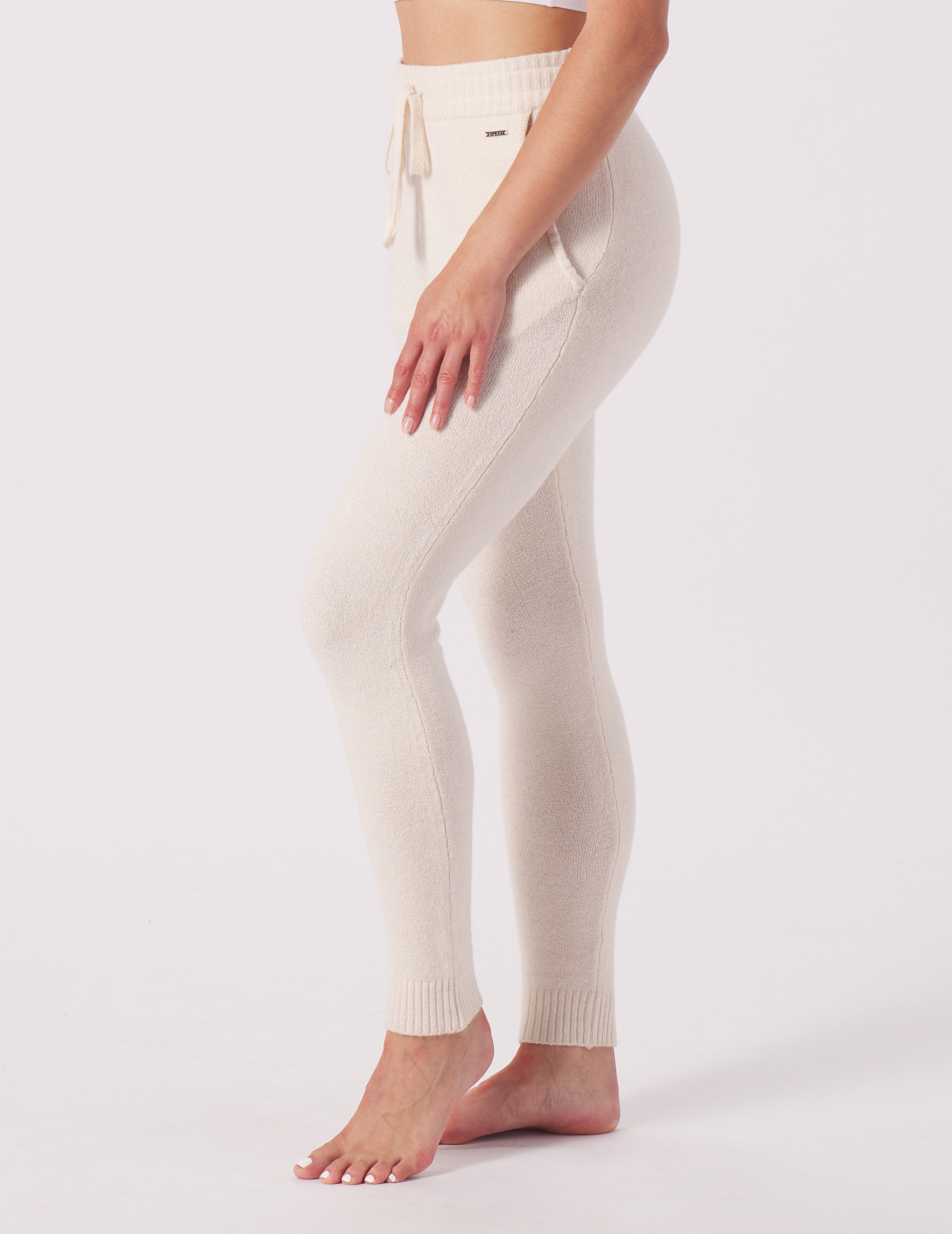 Merino Jogger: Oatmilk