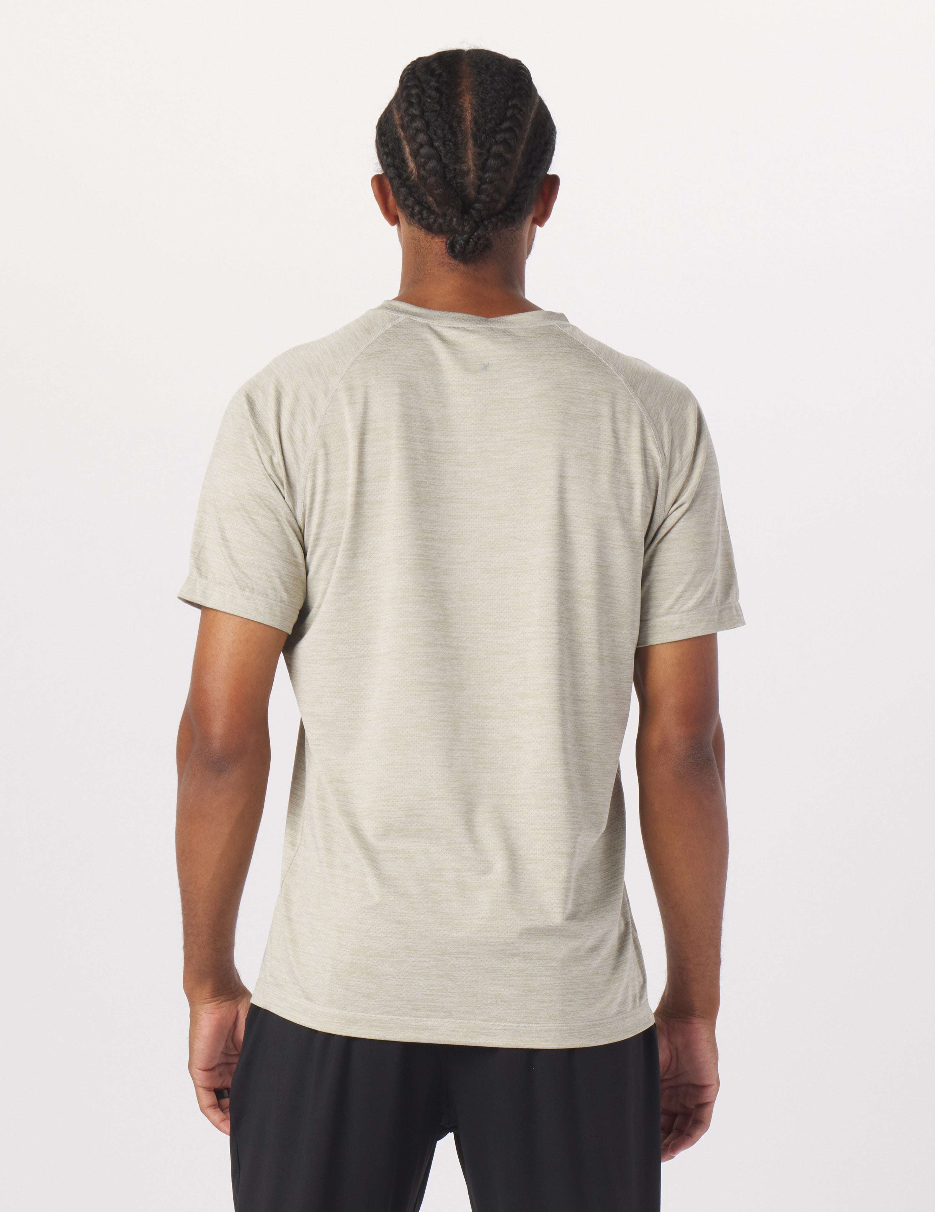Motivator Raglan Tee: Linen