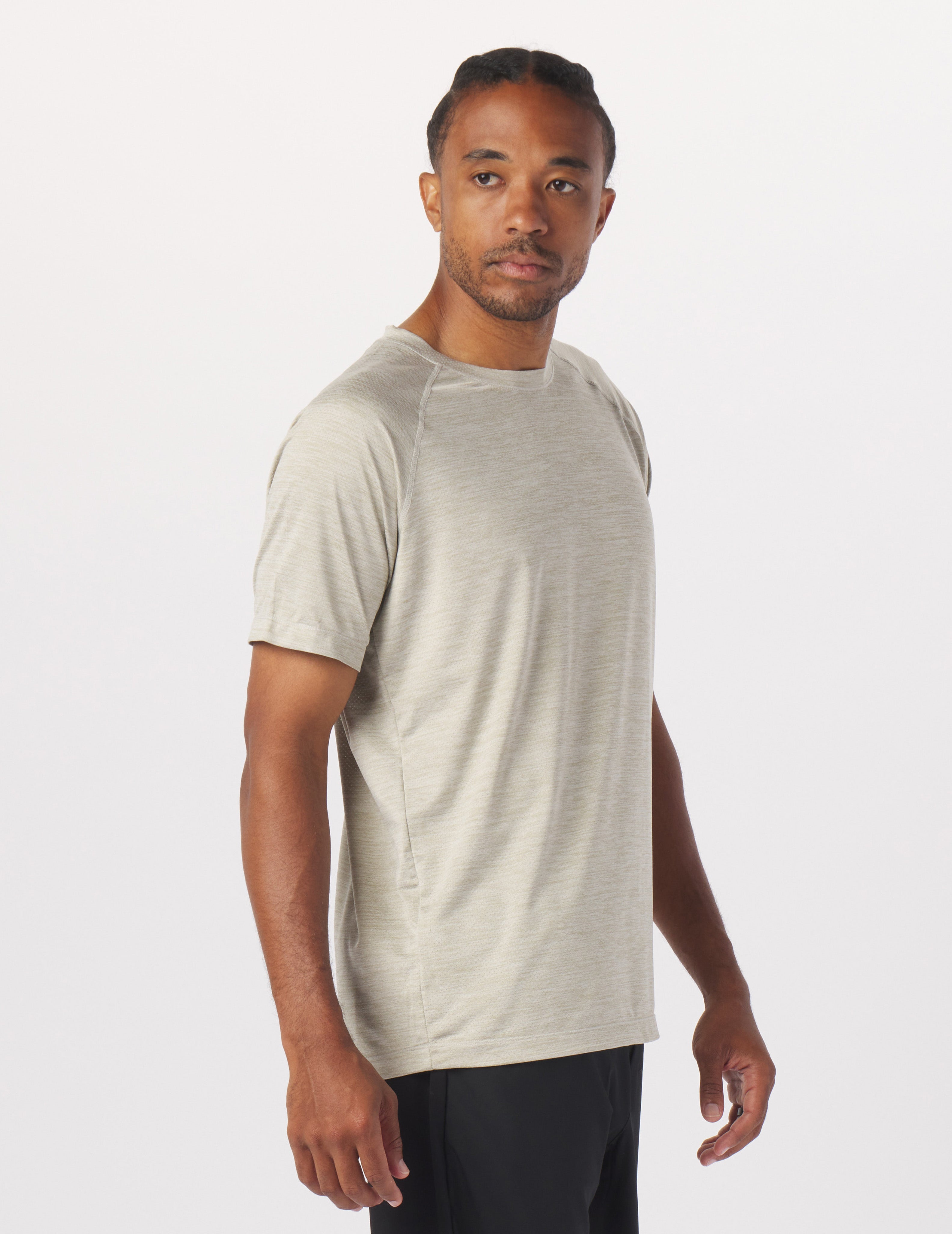 Motivator Raglan Tee: Linen