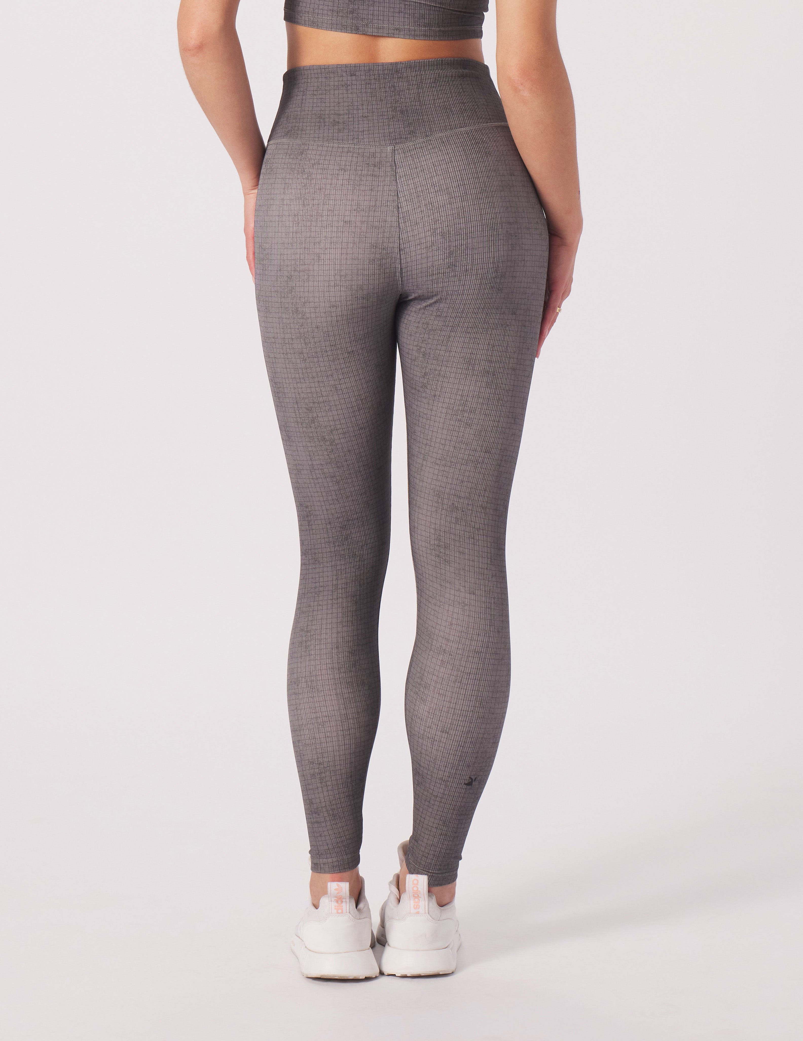 Sultry Legging: Carbon Window Pane