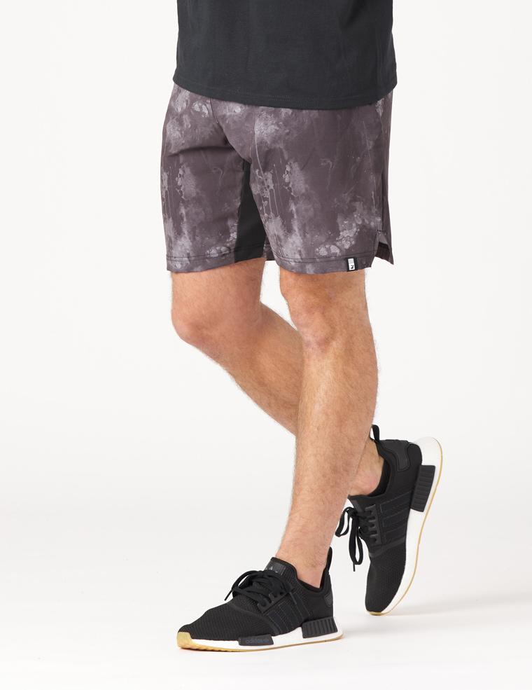 Acadia Short: Black Cloud Drip Print – Glyder